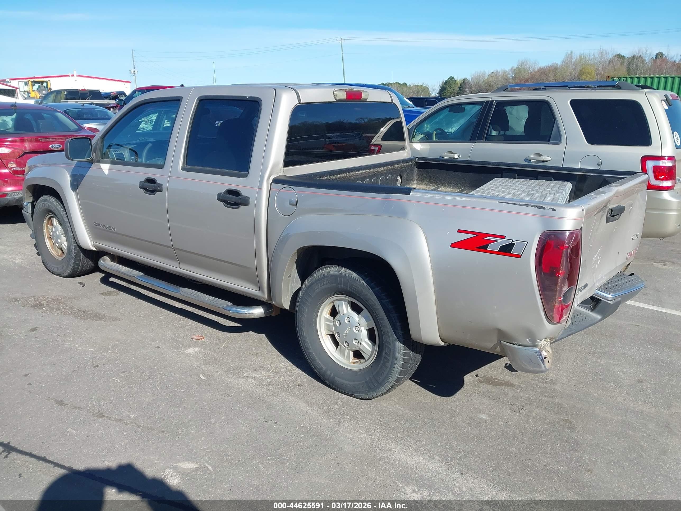 GMC CANYON image 3