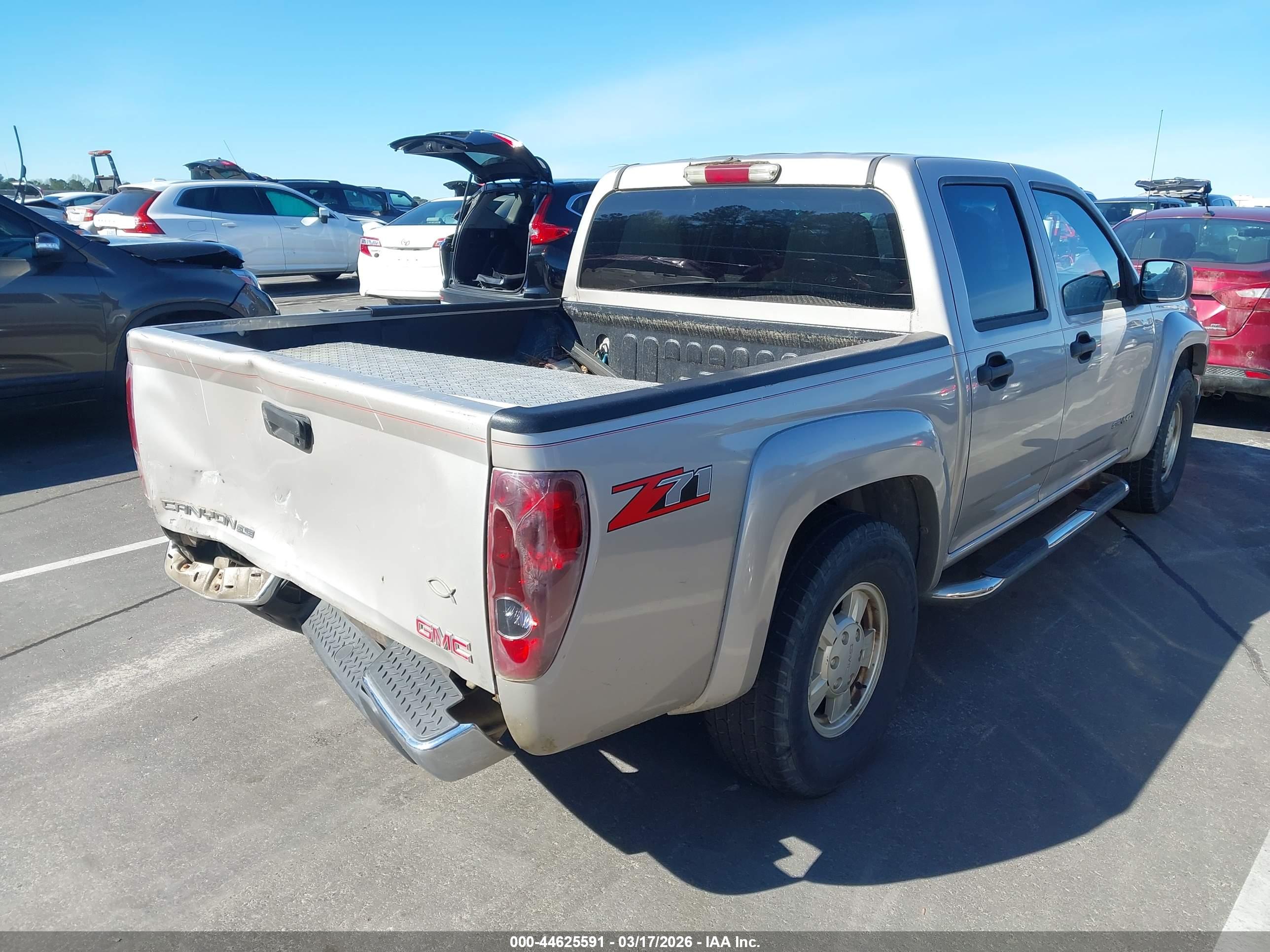 GMC CANYON image 4