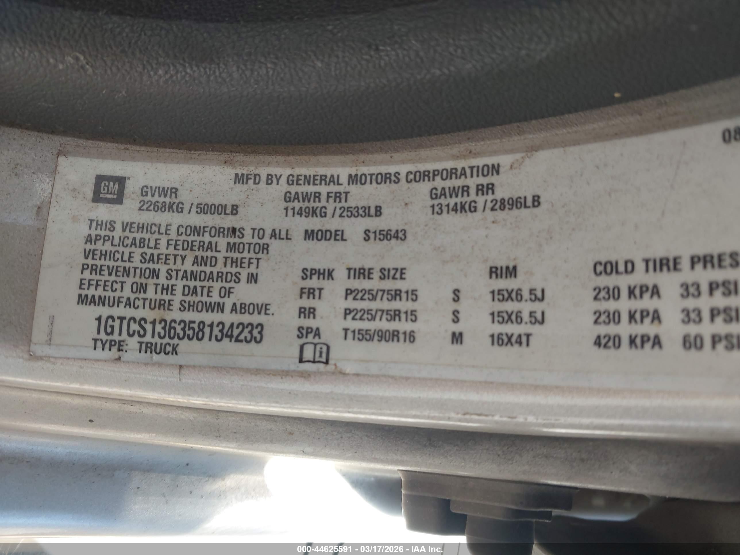 GMC CANYON image 9