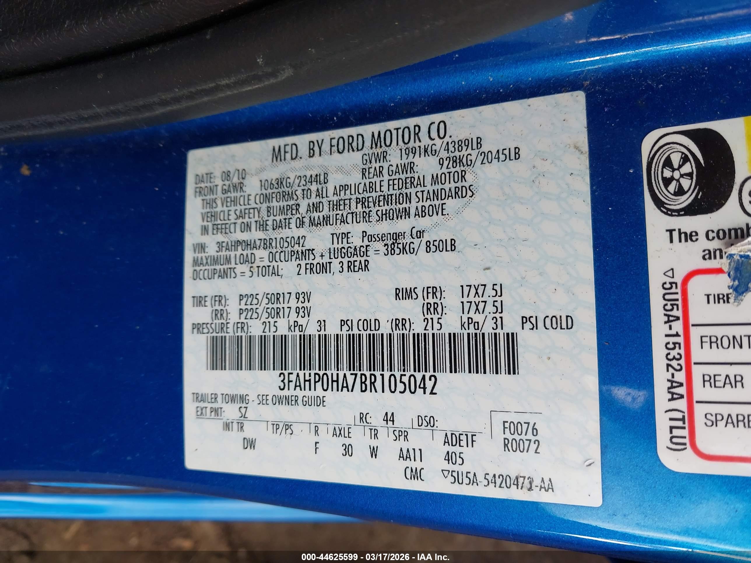 FORD FUSION image 9