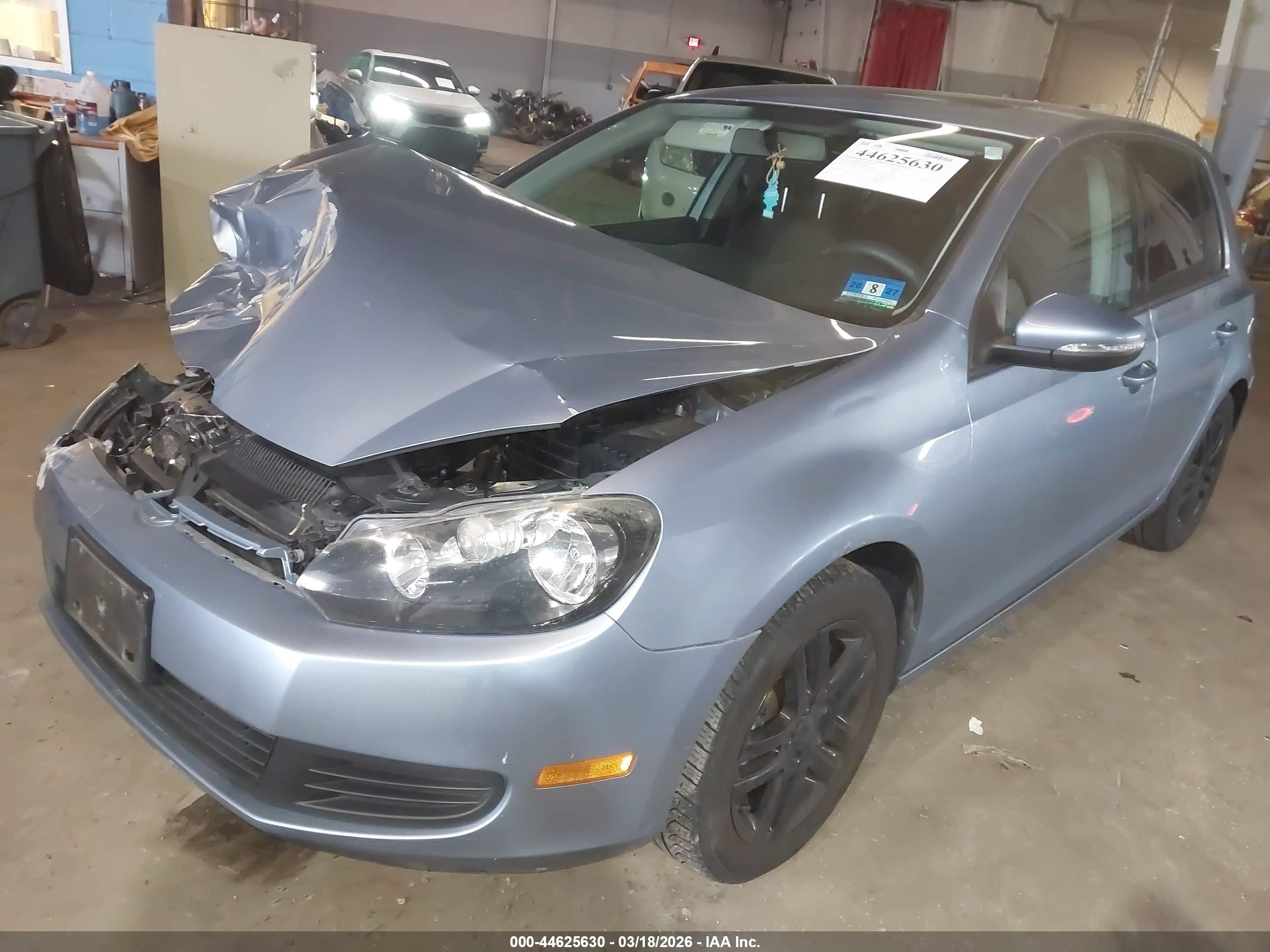 VOLKSWAGEN GOLF image 6
