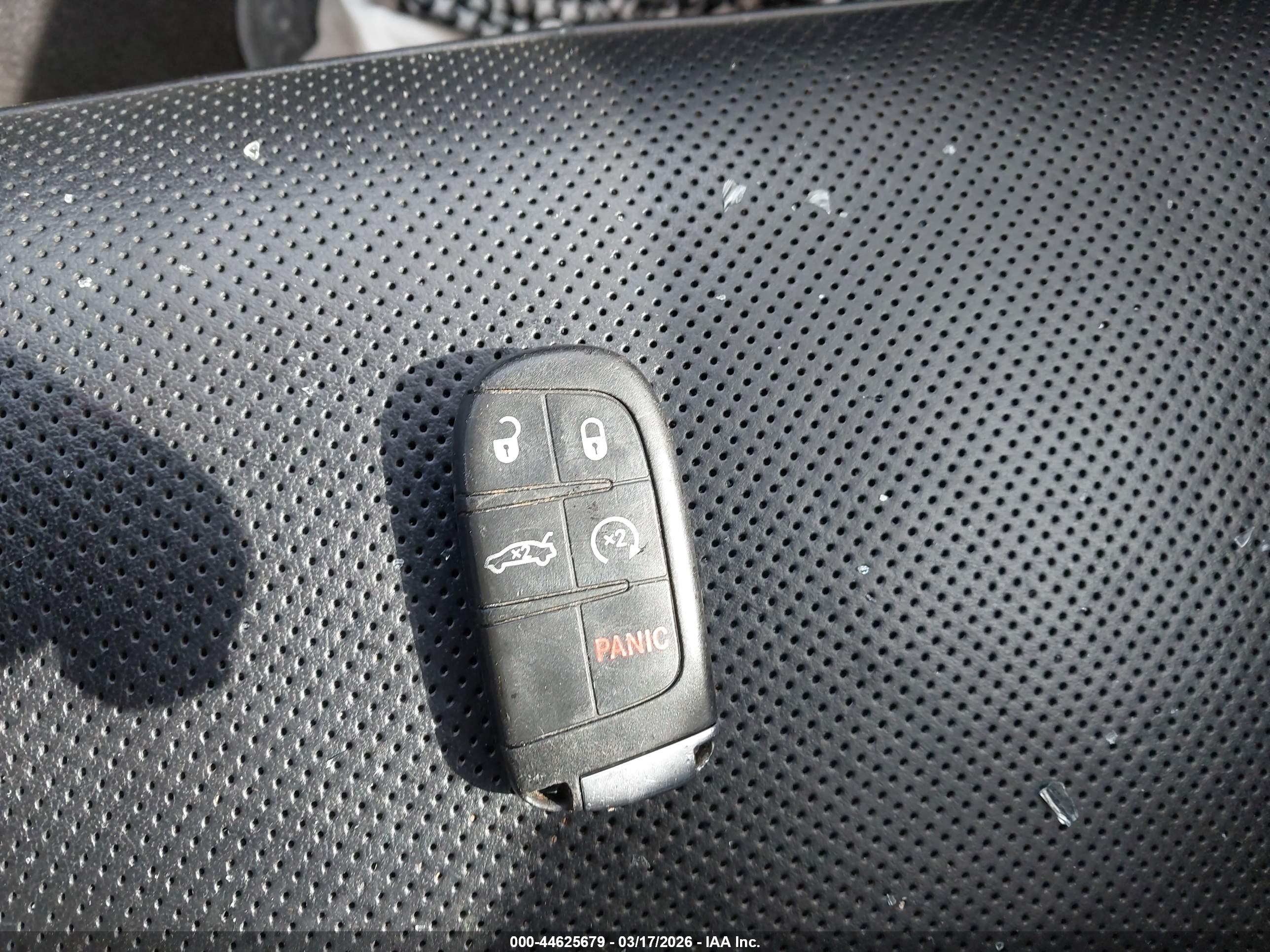 CHRYSLER 300C image 11