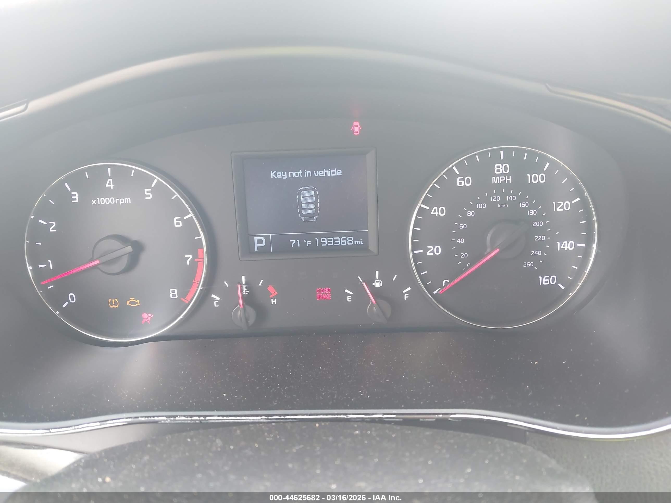 KIA CADENZA image 7