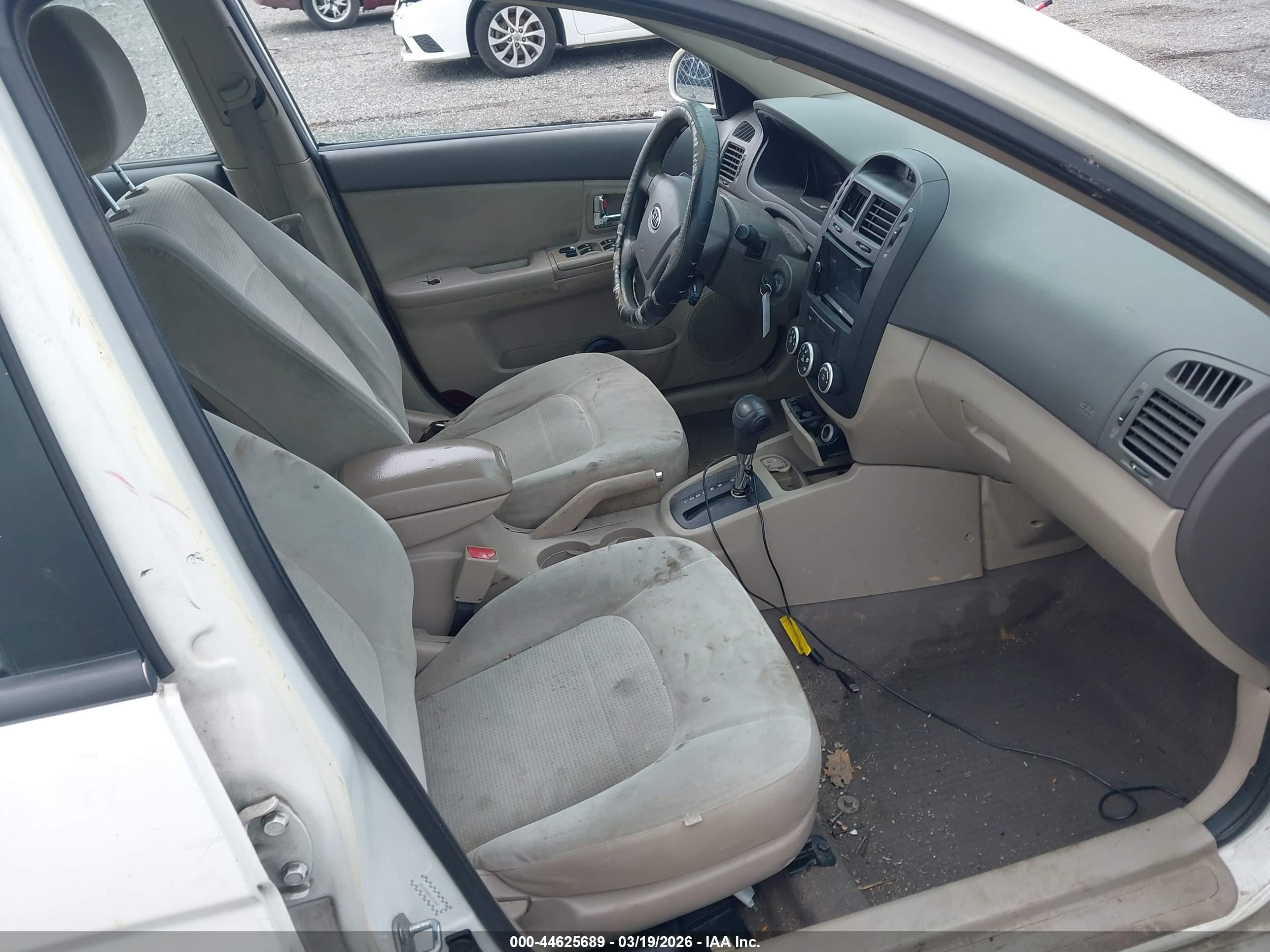 KIA SPECTRA image 5