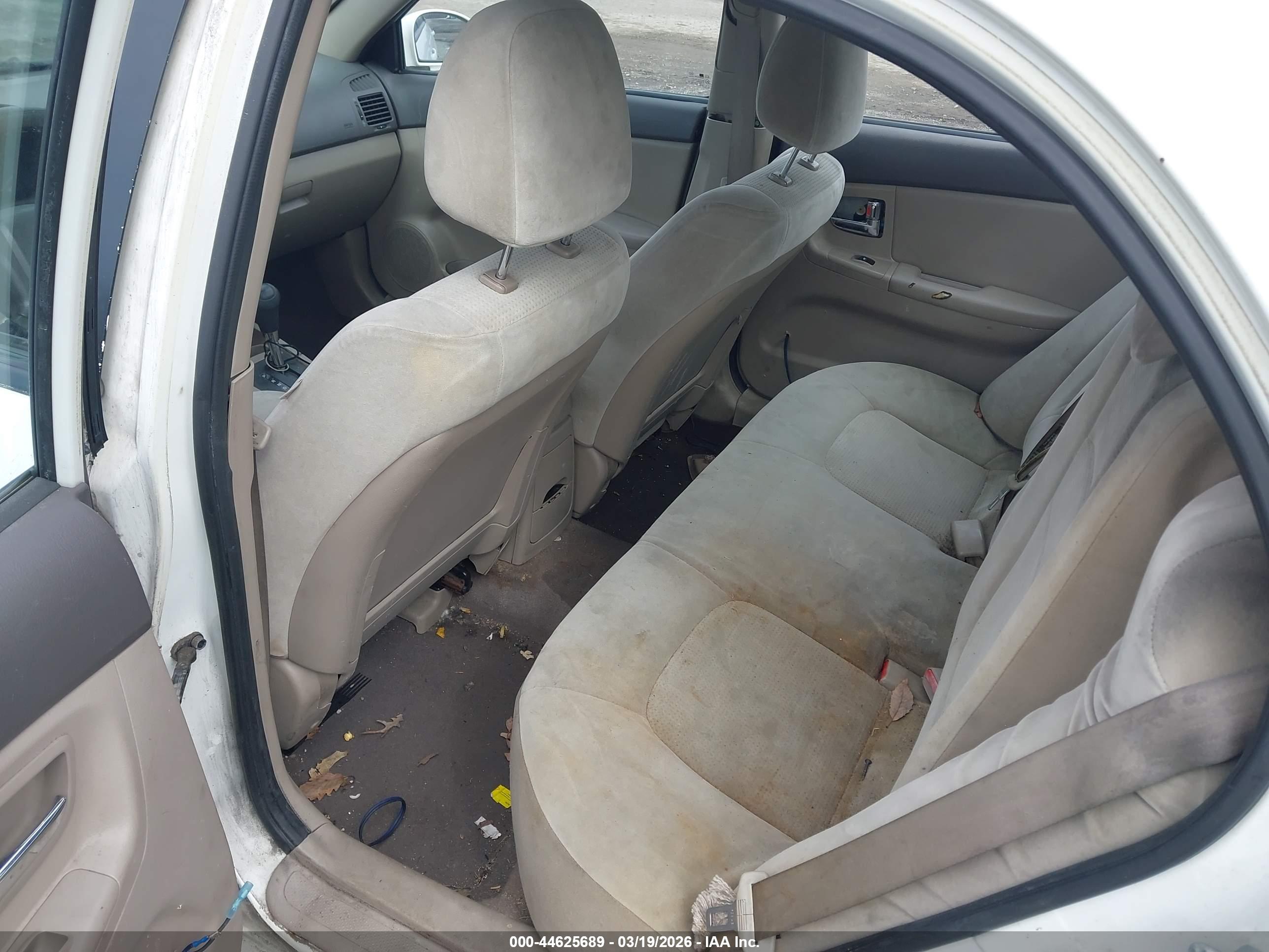 KIA SPECTRA image 8