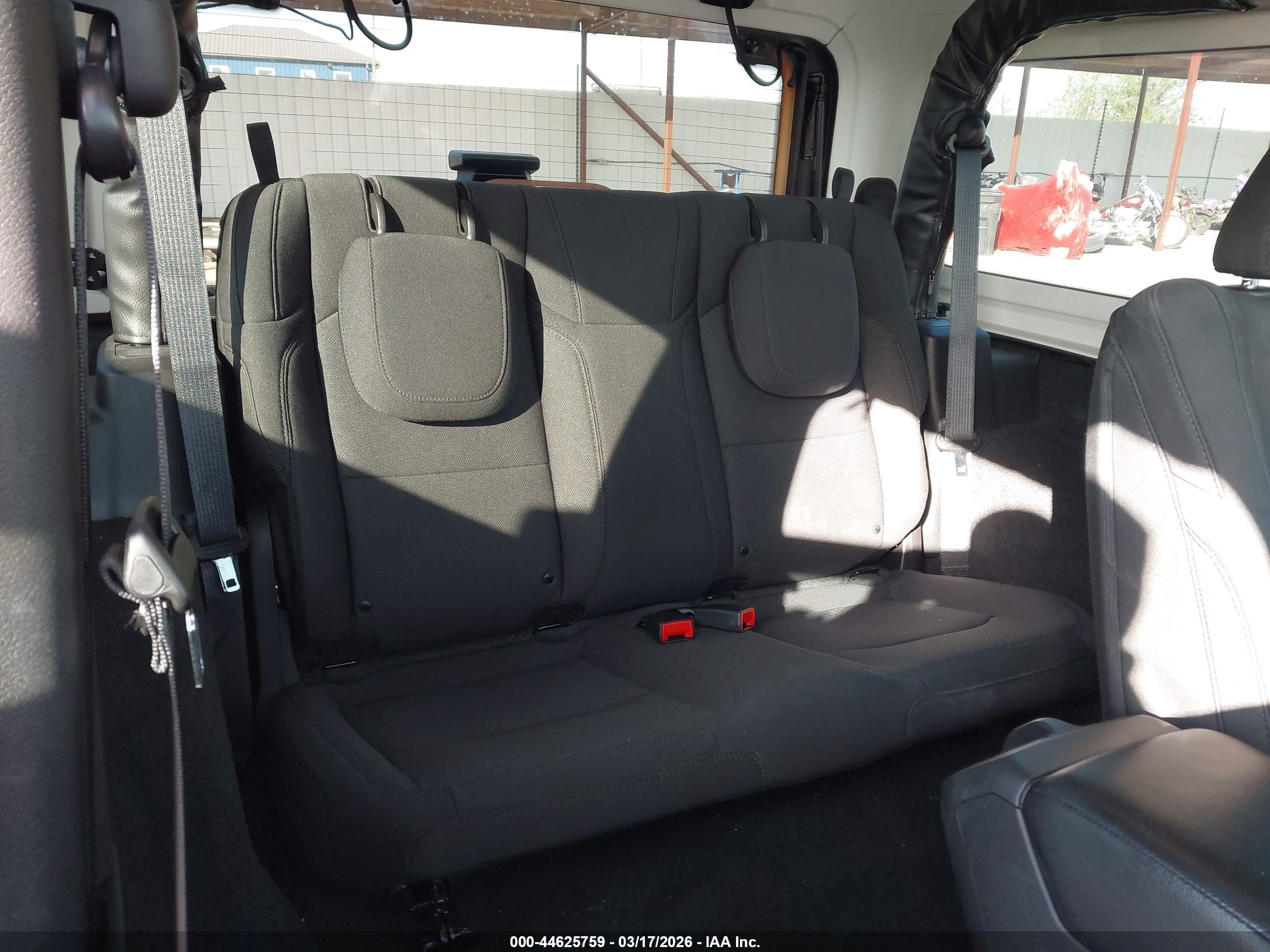 JEEP WRANGLER image 8