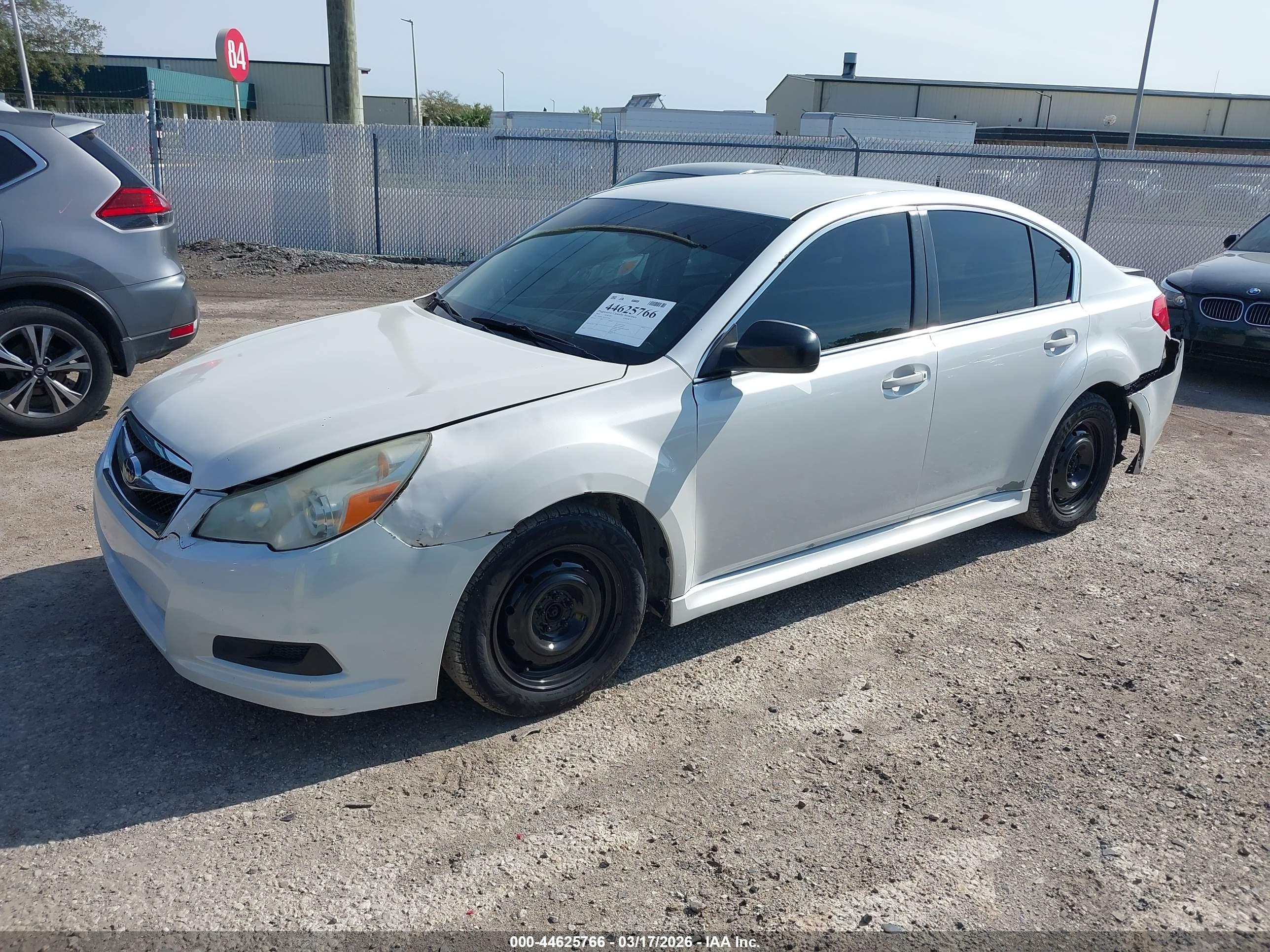 SUBARU LEGACY image 2