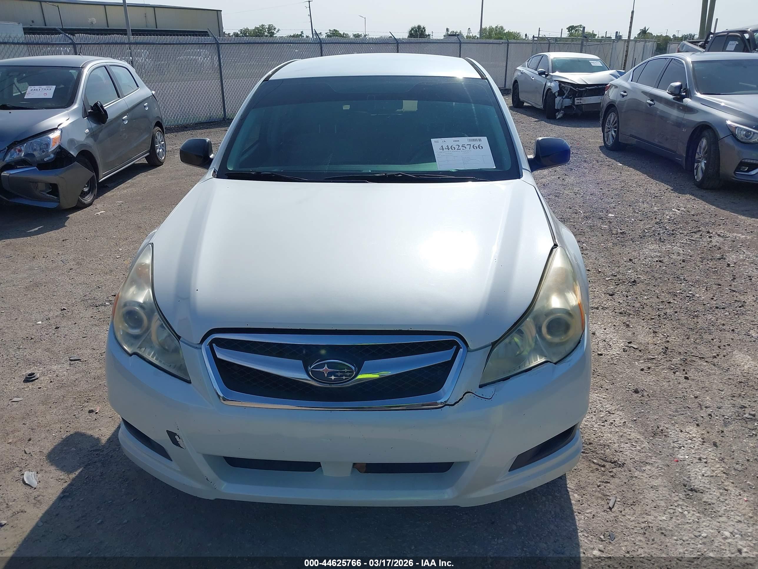 SUBARU LEGACY image 6