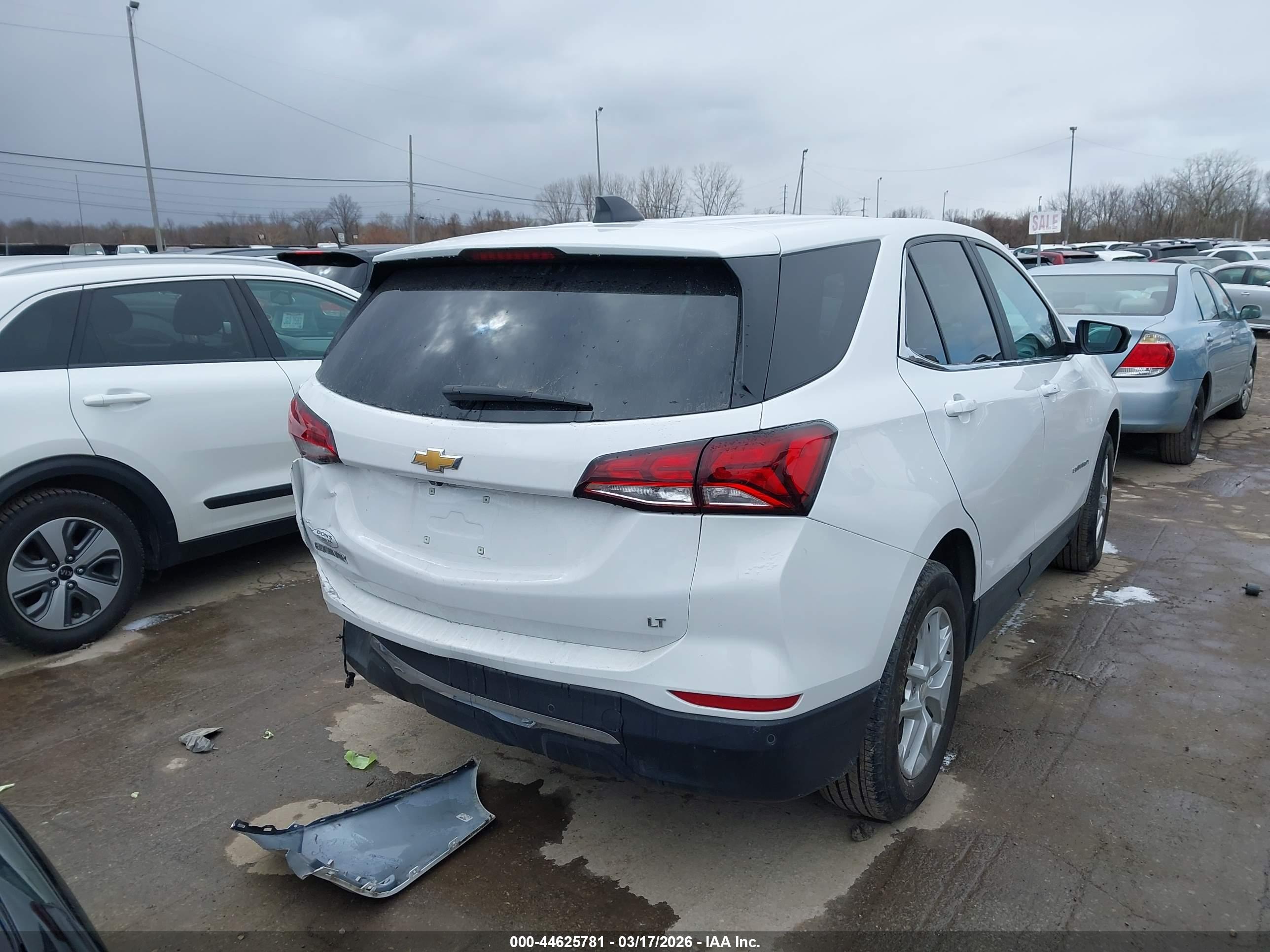 CHEVROLET EQUINOX image 4