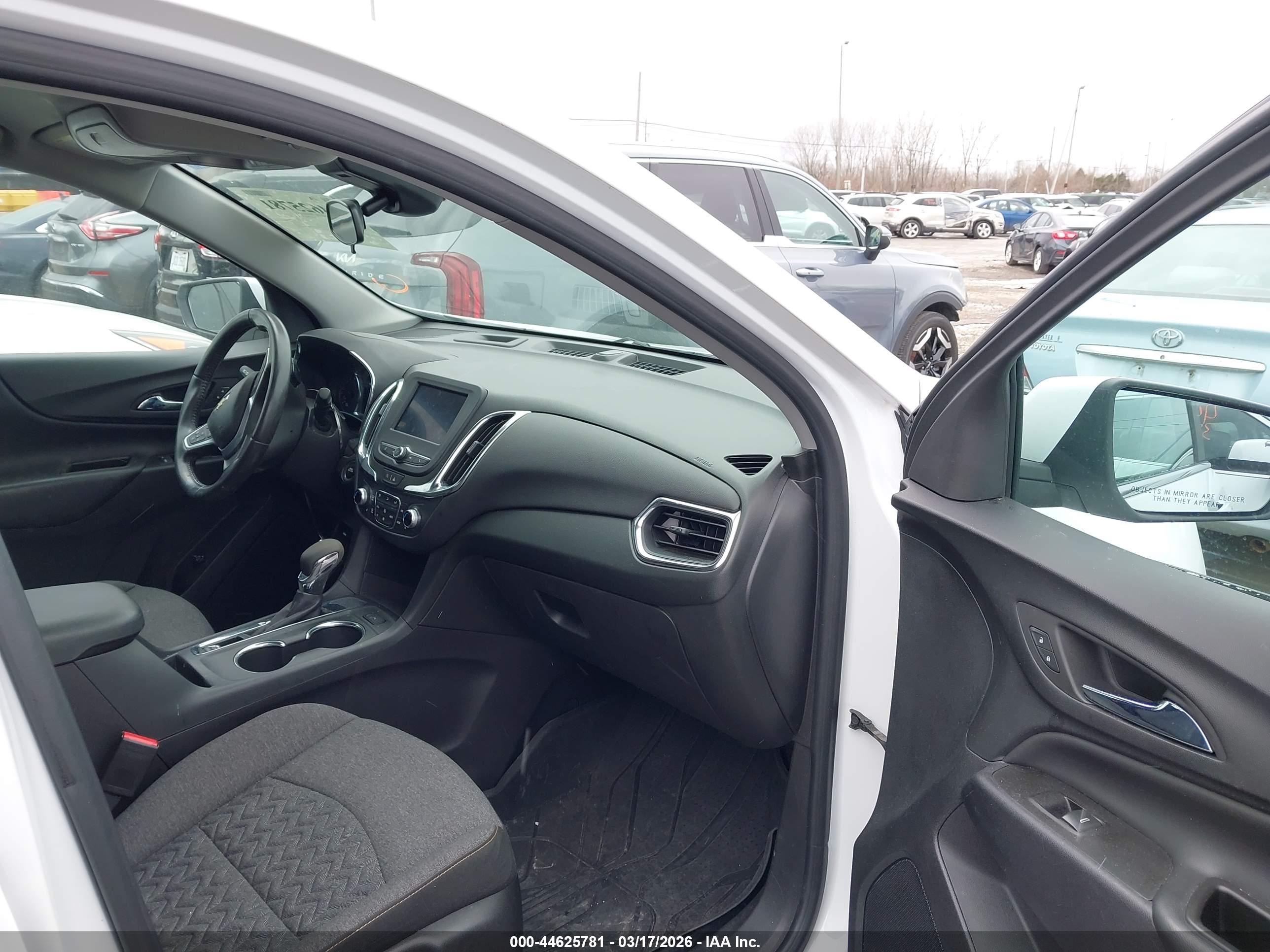 CHEVROLET EQUINOX image 5