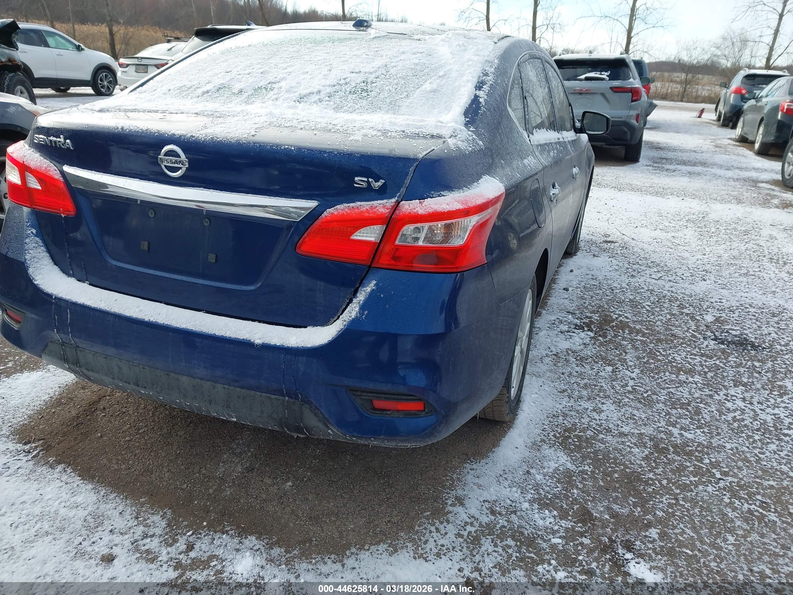 NISSAN SENTRA image 4