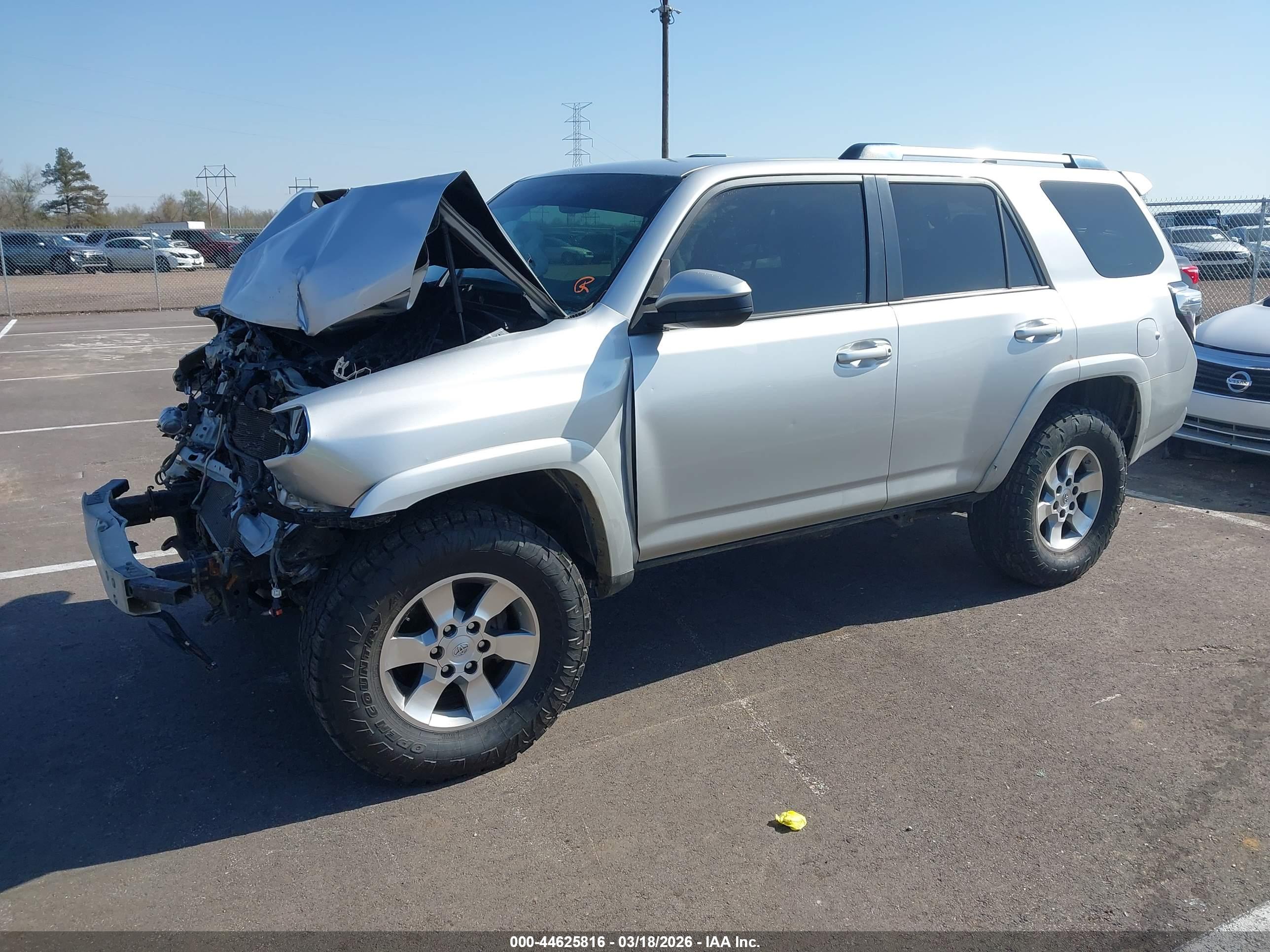 TOYOTA 4RUNNER image 2