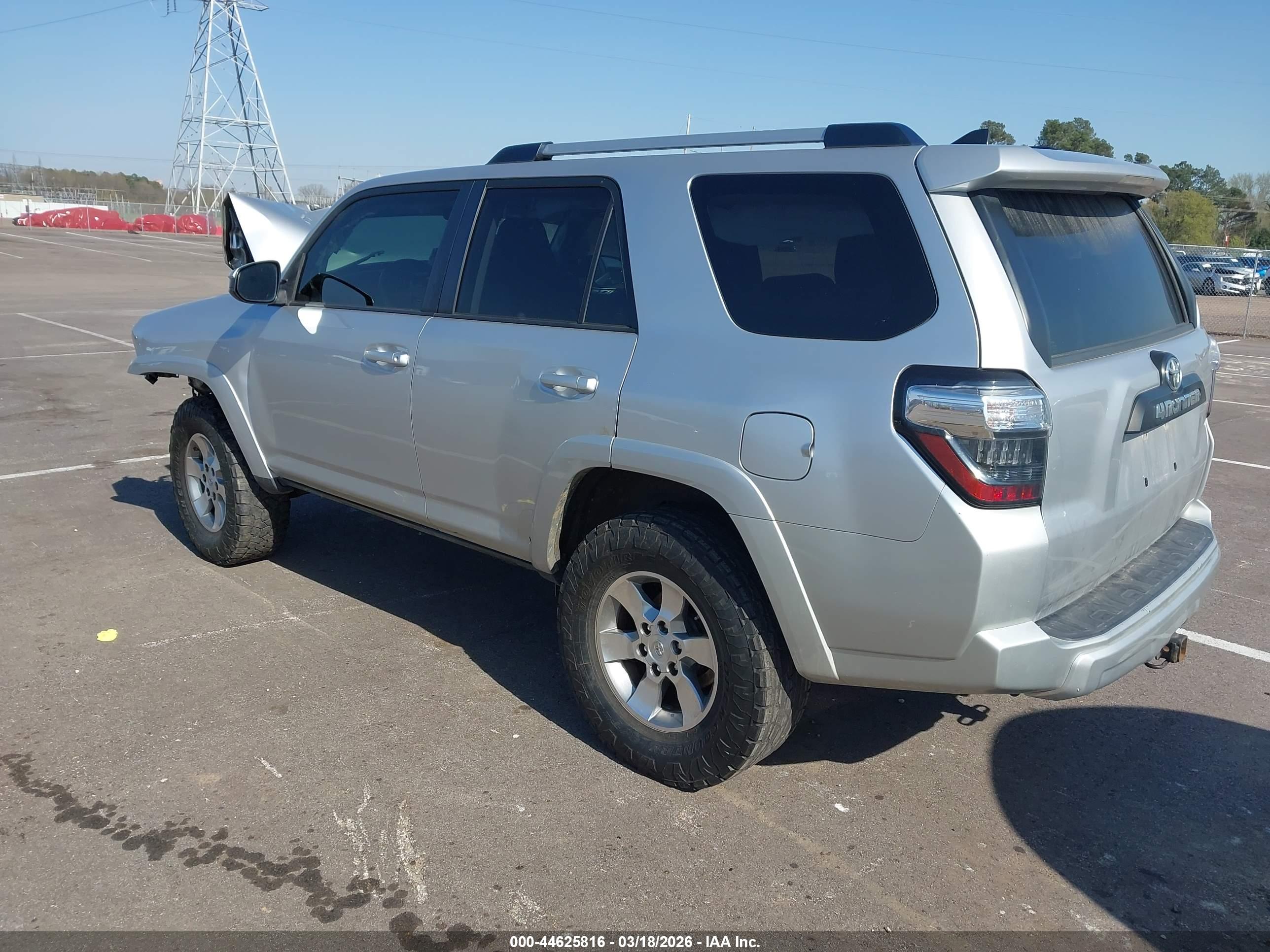 TOYOTA 4RUNNER image 3