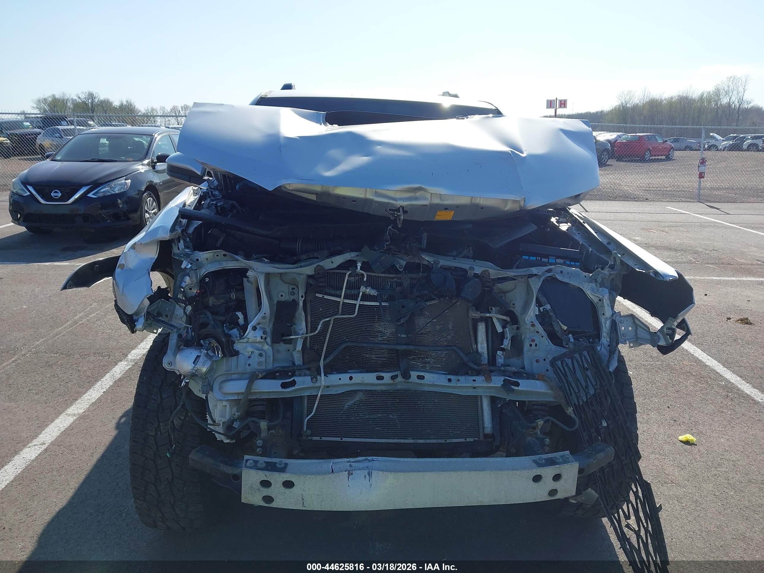 TOYOTA 4RUNNER image 6