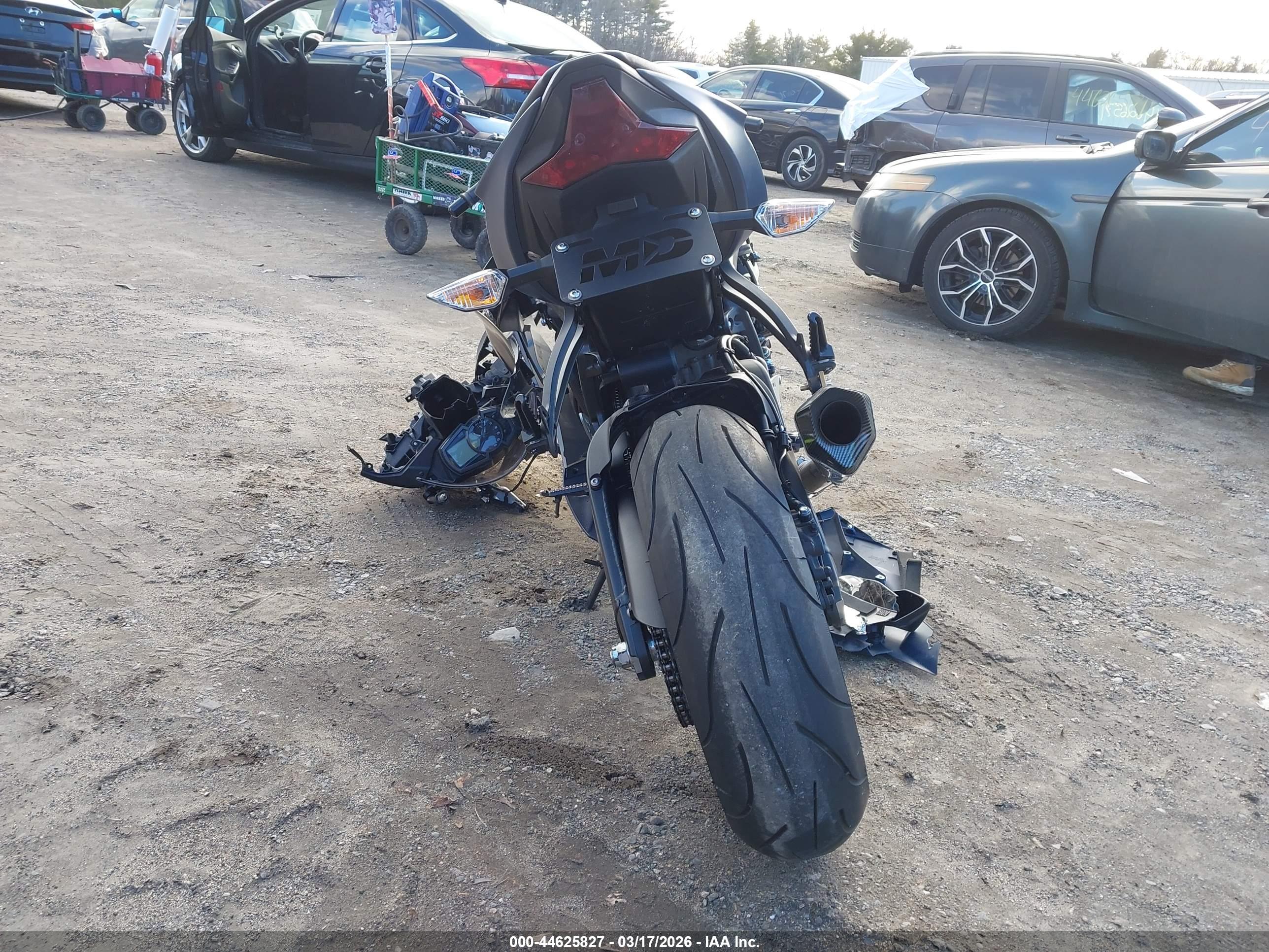 KAWASAKI ZX636 image 6