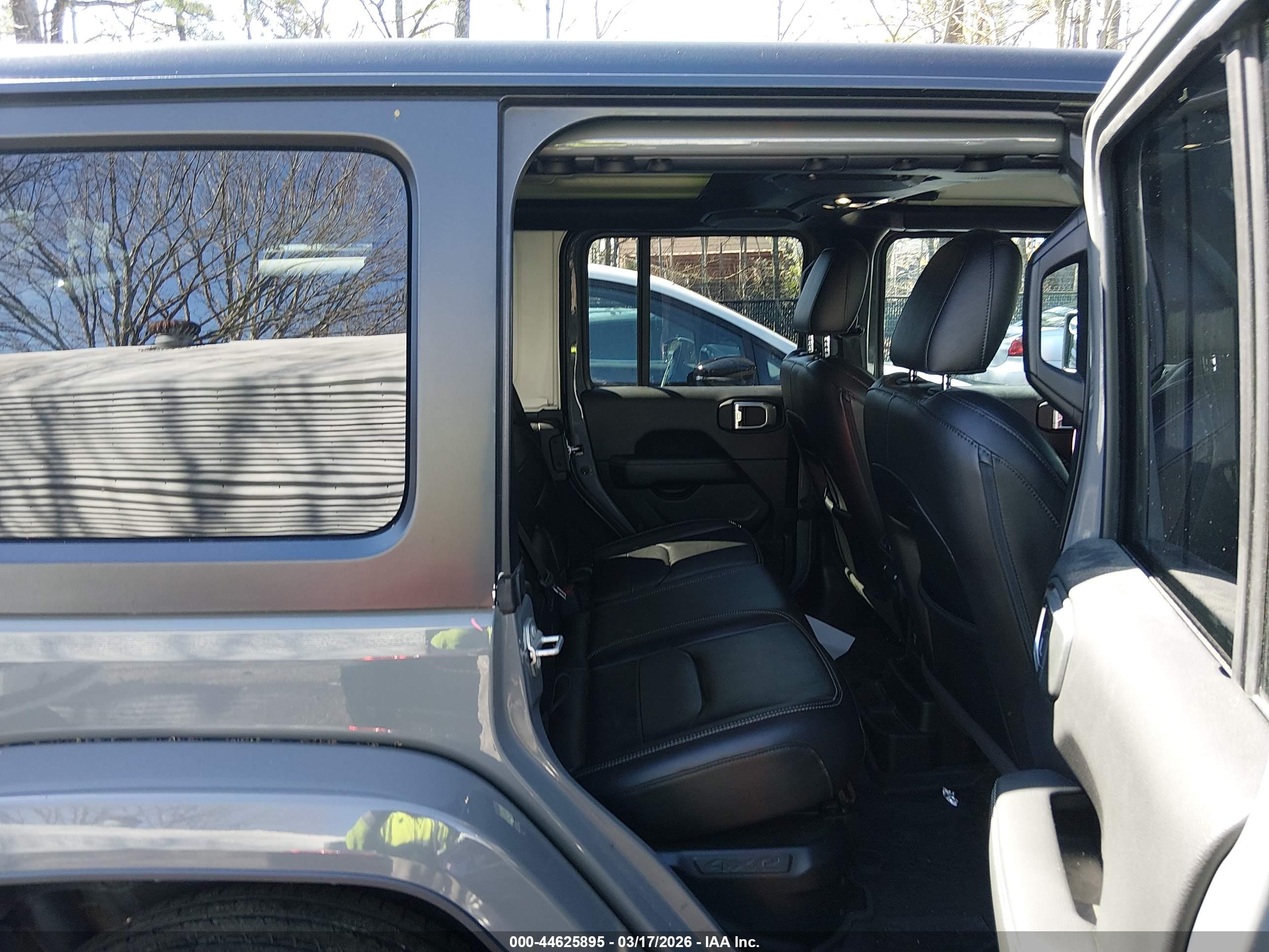 JEEP WRANGLER image 8