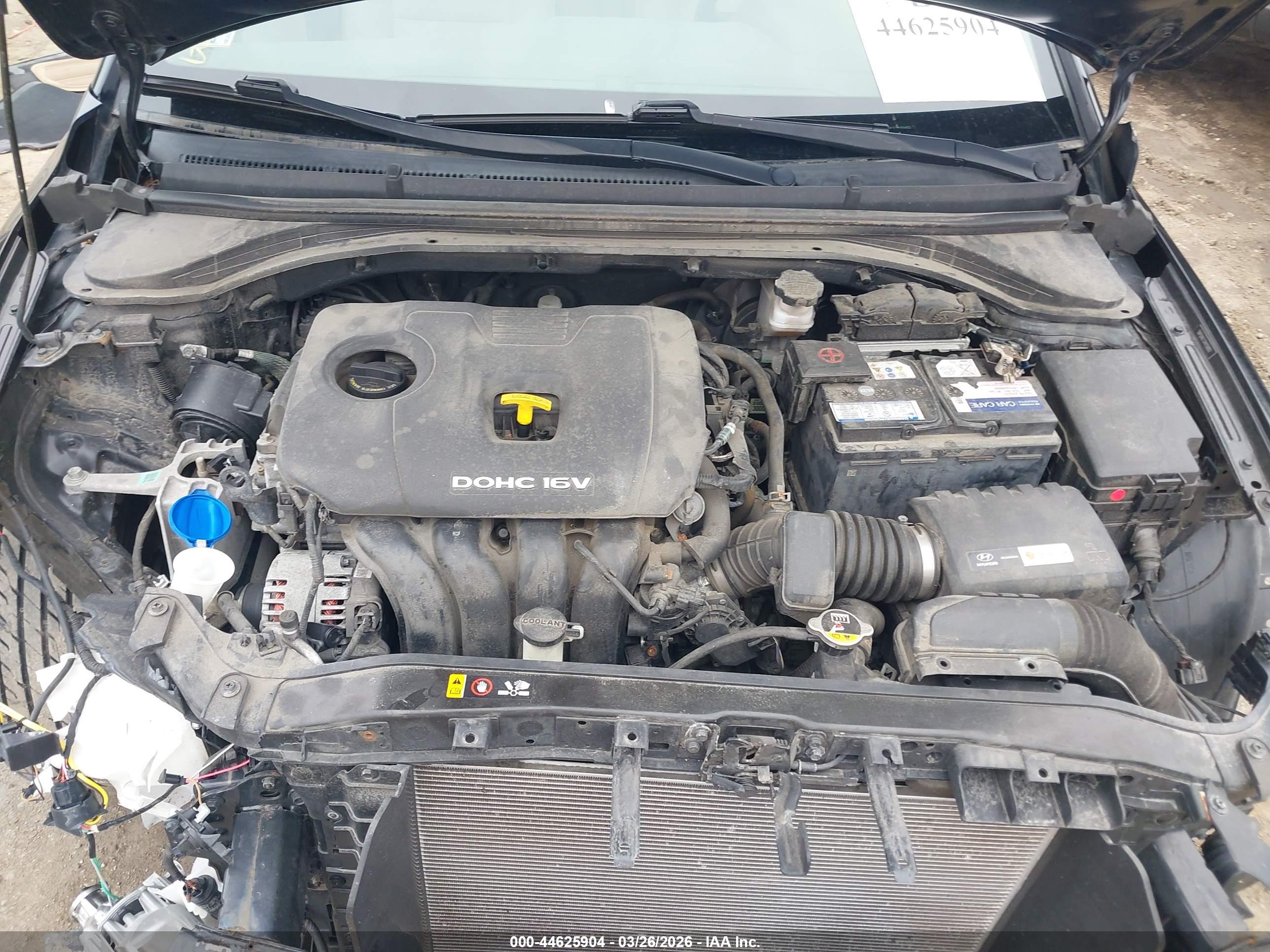 HYUNDAI ELANTRA image 10