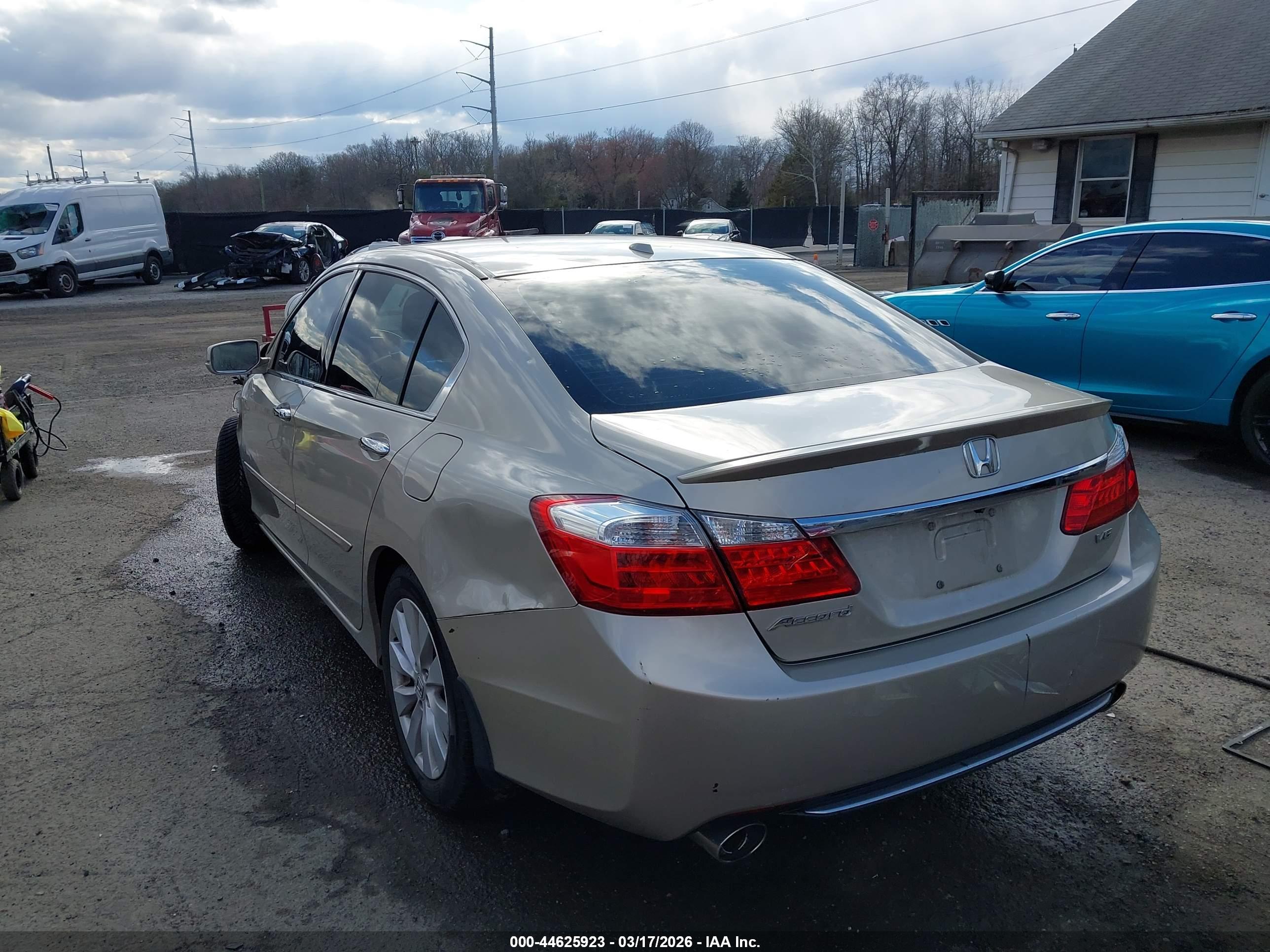 HONDA ACCORD image 3