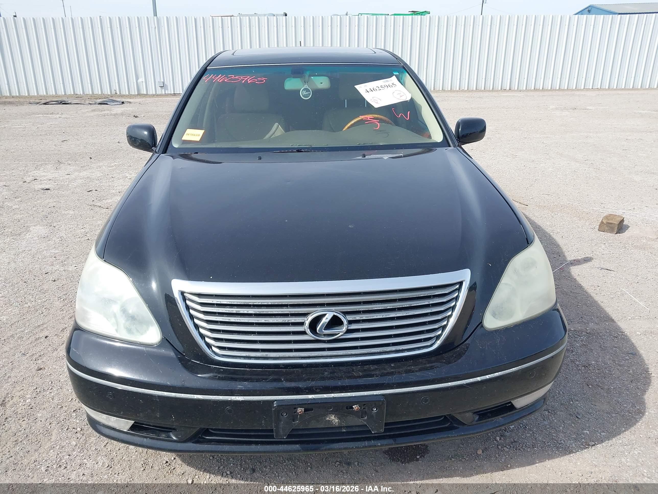 LEXUS LS image 6