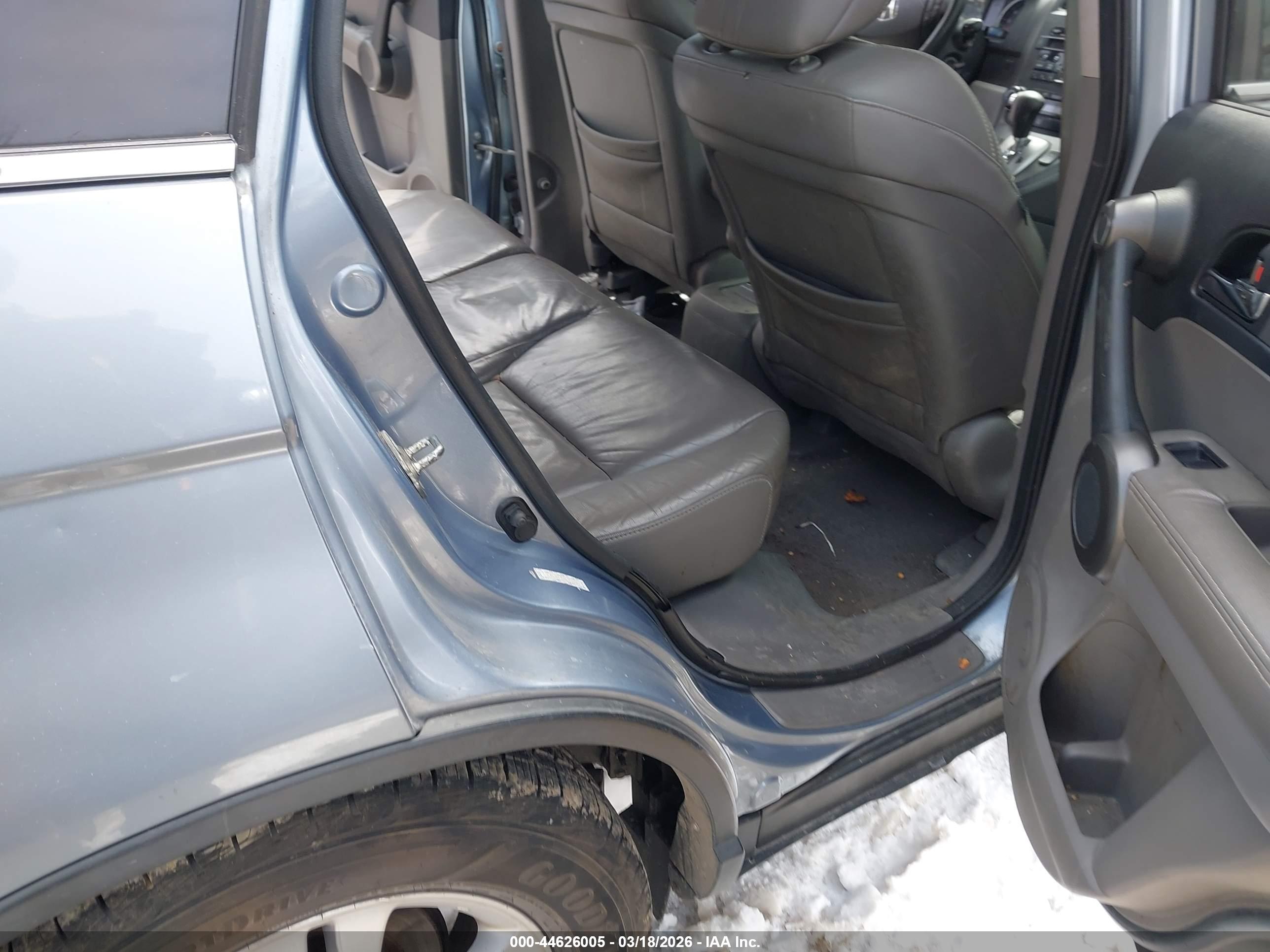 HONDA CR-V image 8