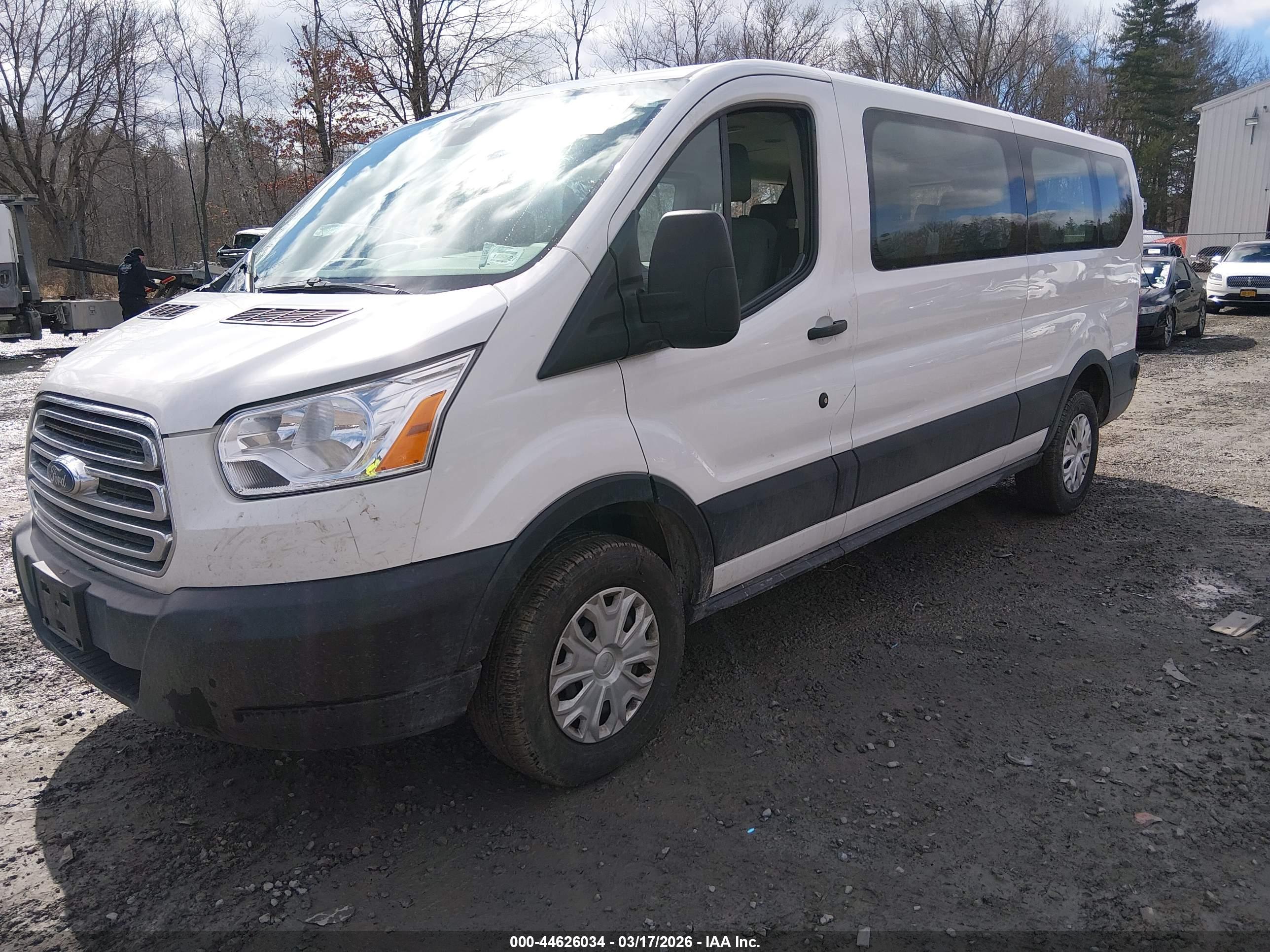 FORD TRANSIT-350 image 2