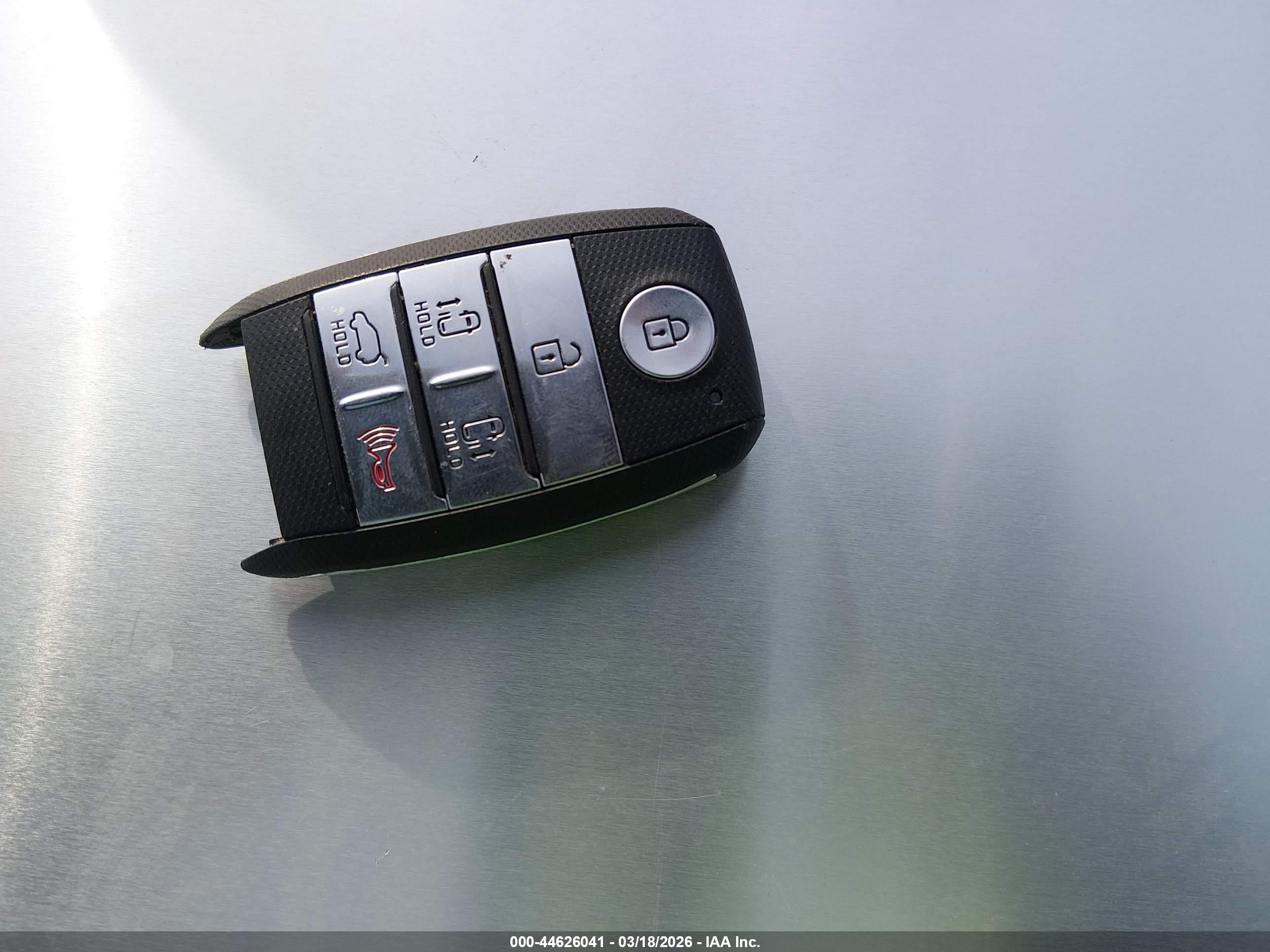 KIA SEDONA image 11
