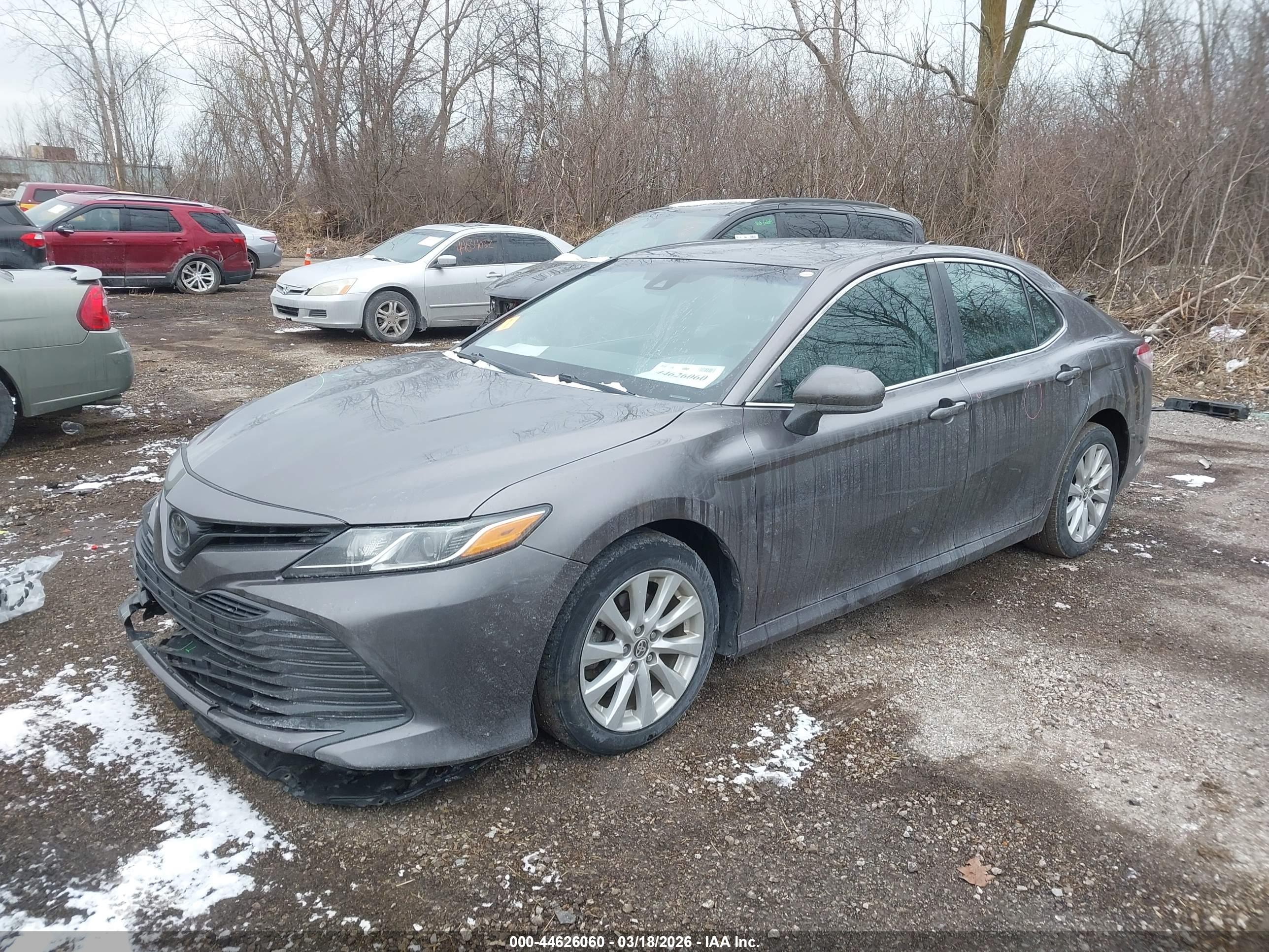 TOYOTA CAMRY image 2