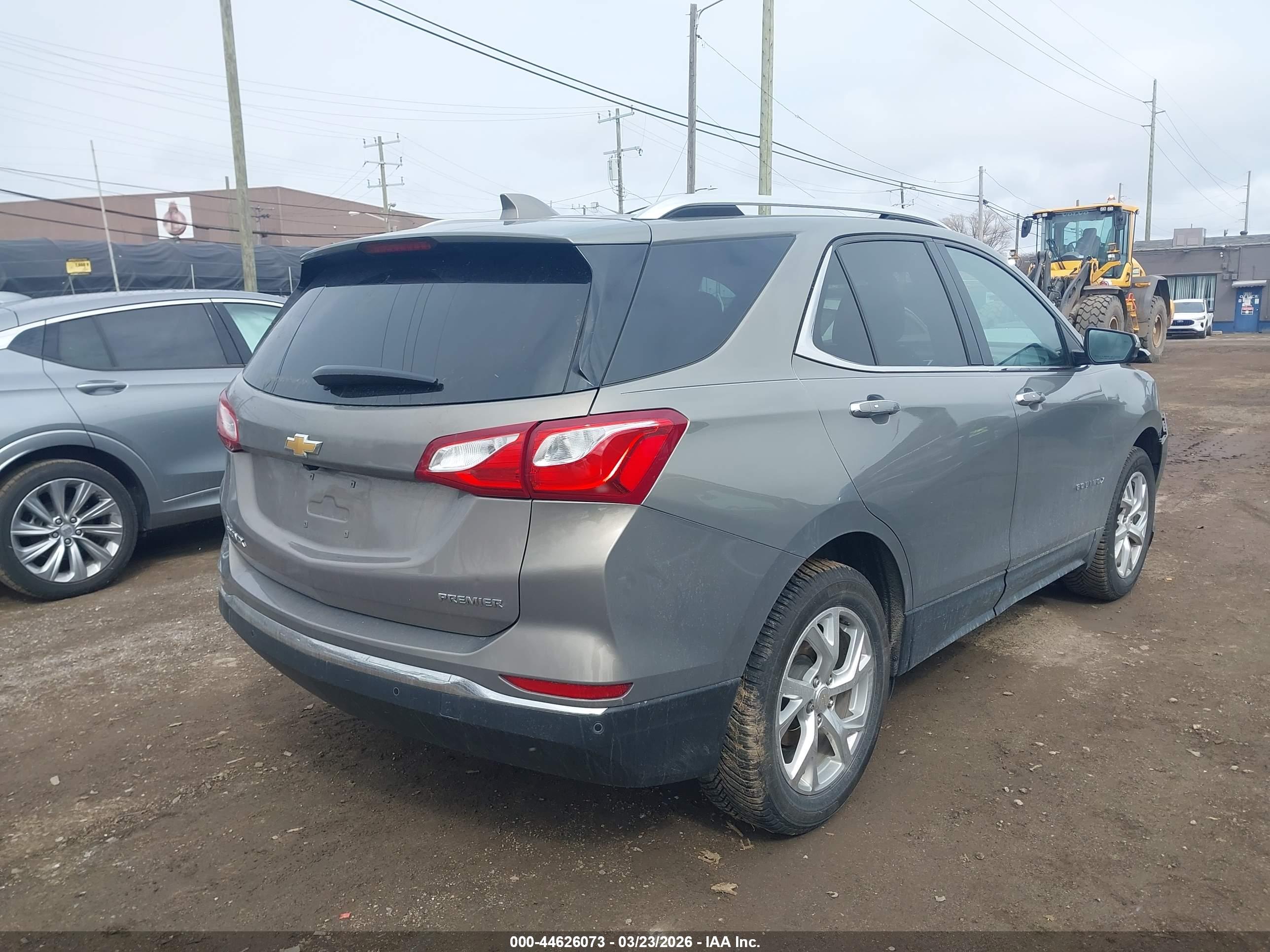 CHEVROLET EQUINOX image 4