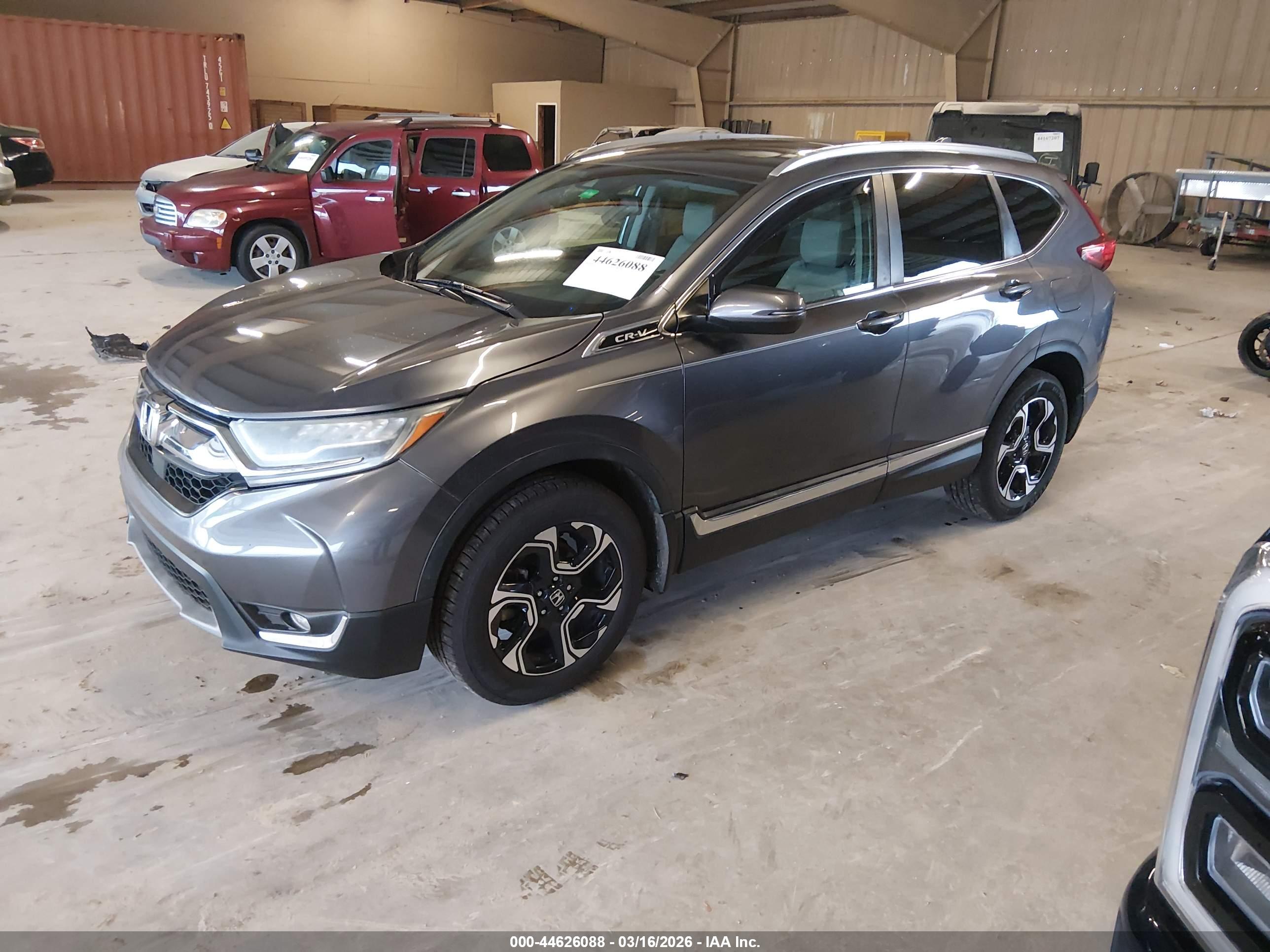 HONDA CR-V image 2