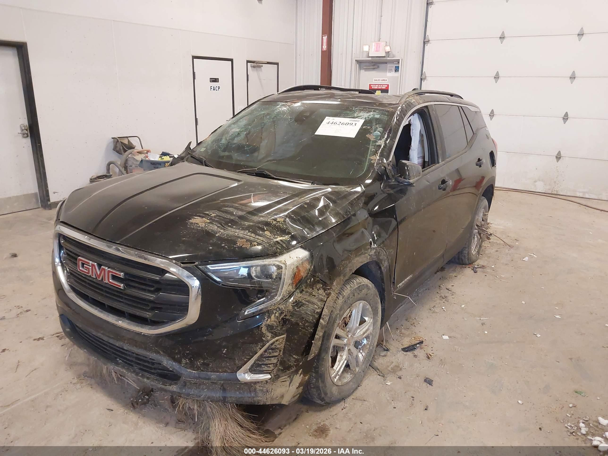 GMC TERRAIN image 6