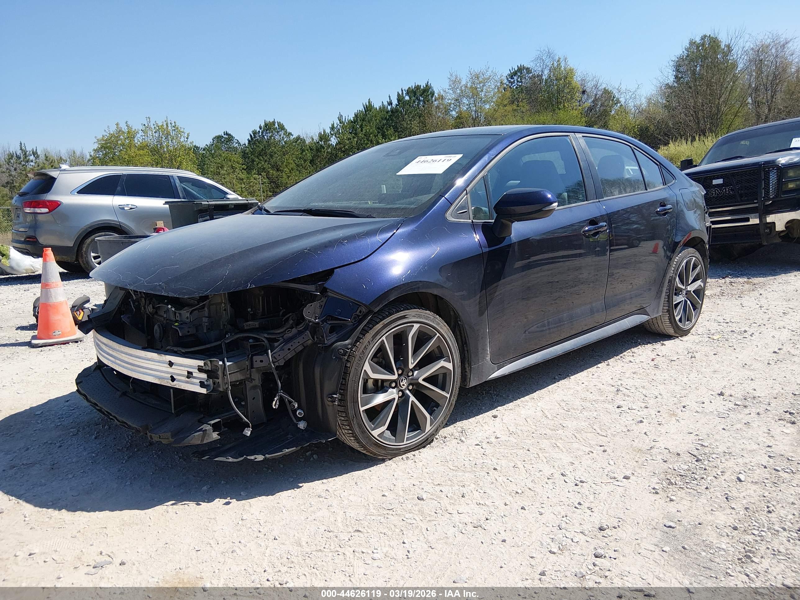 TOYOTA COROLLA image 2