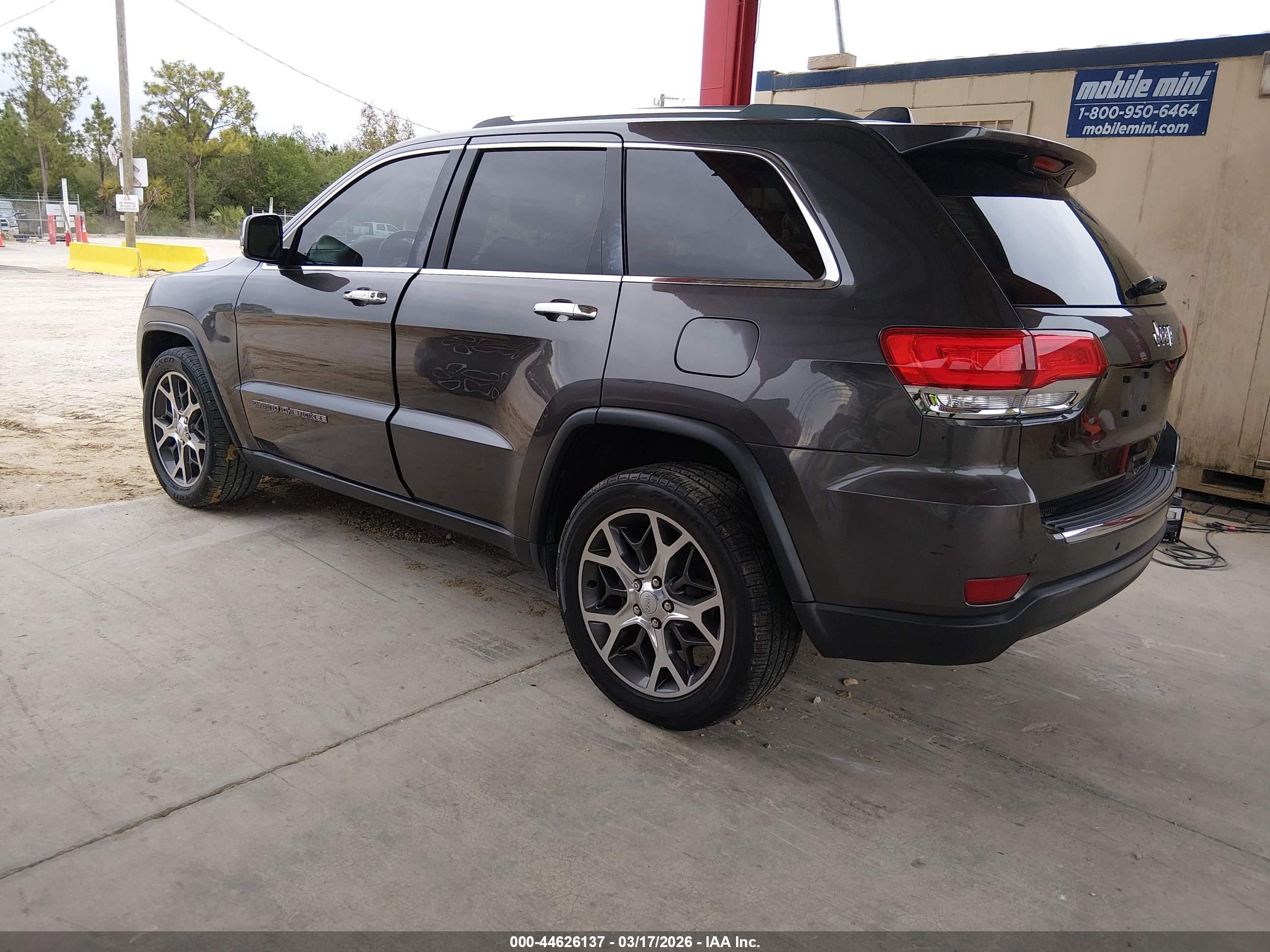 JEEP GRAND image 3