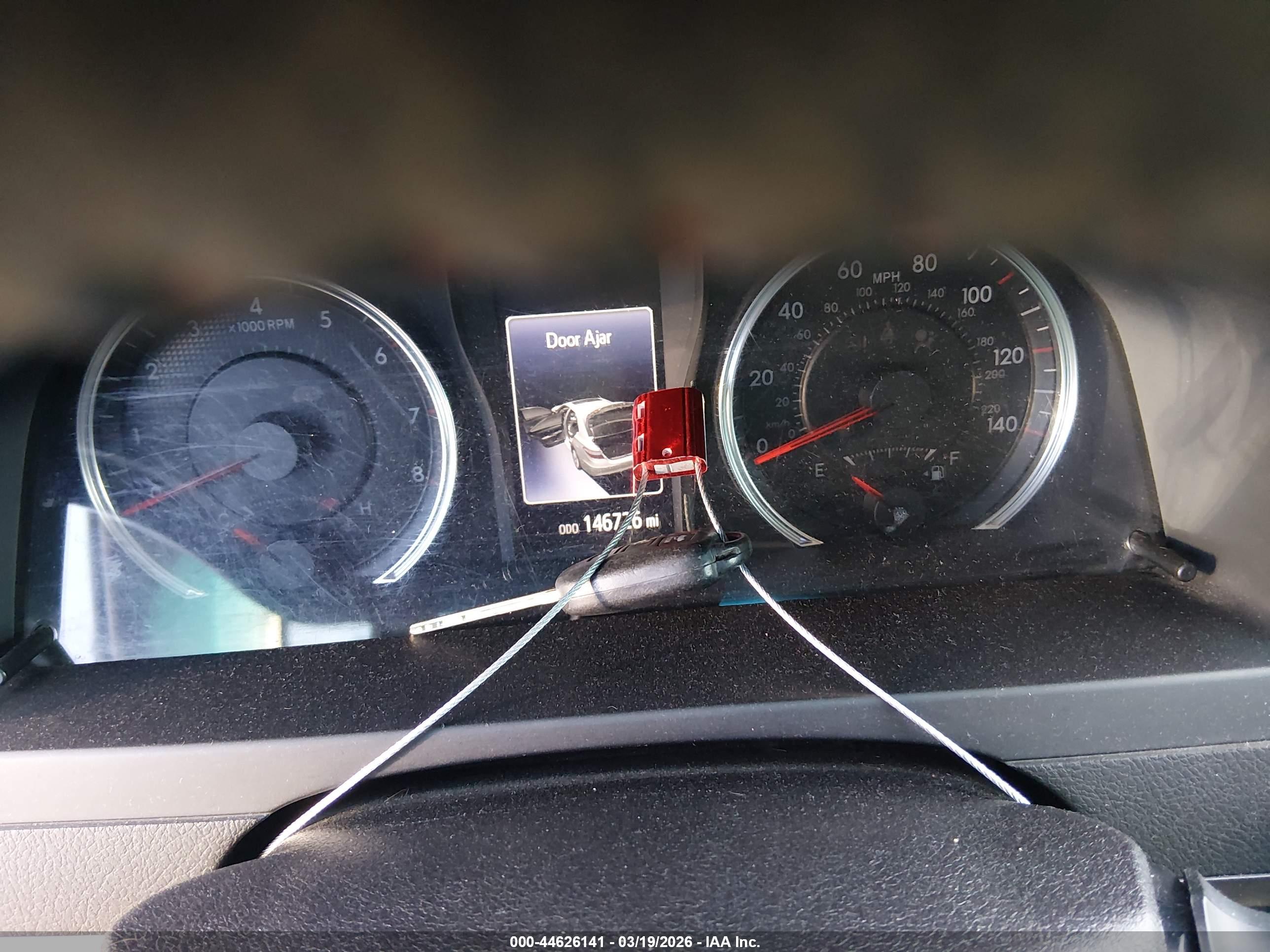 TOYOTA CAMRY image 11