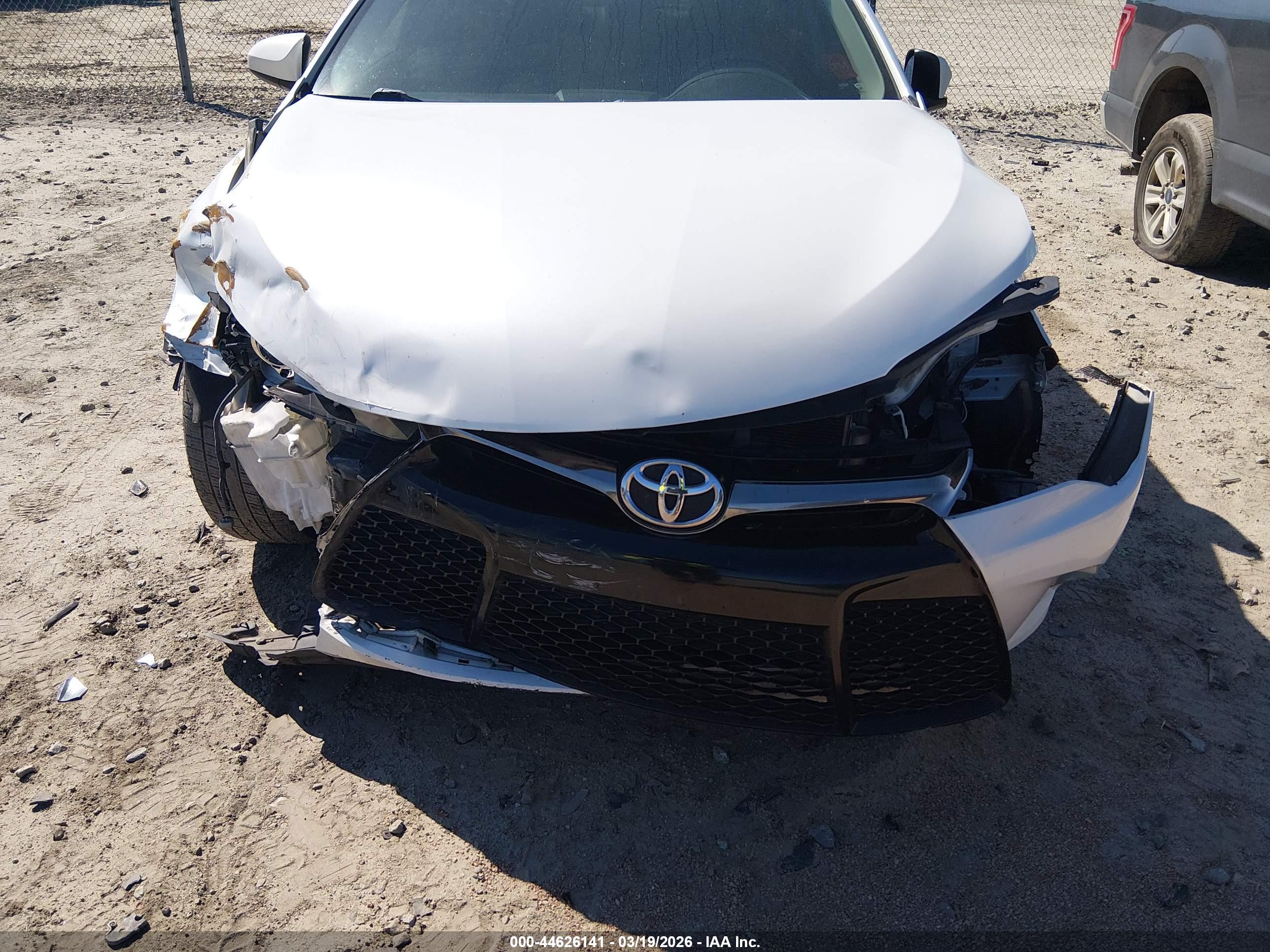 TOYOTA CAMRY image 6