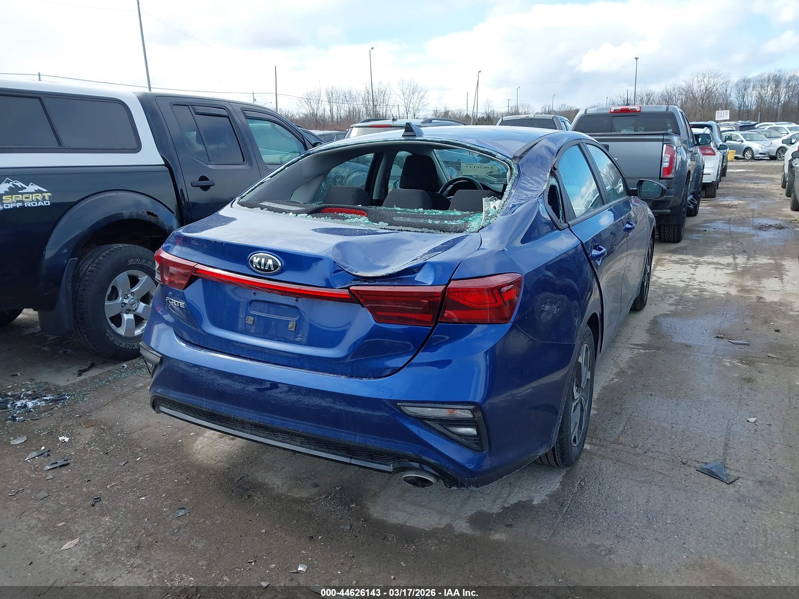 KIA FORTE image 4