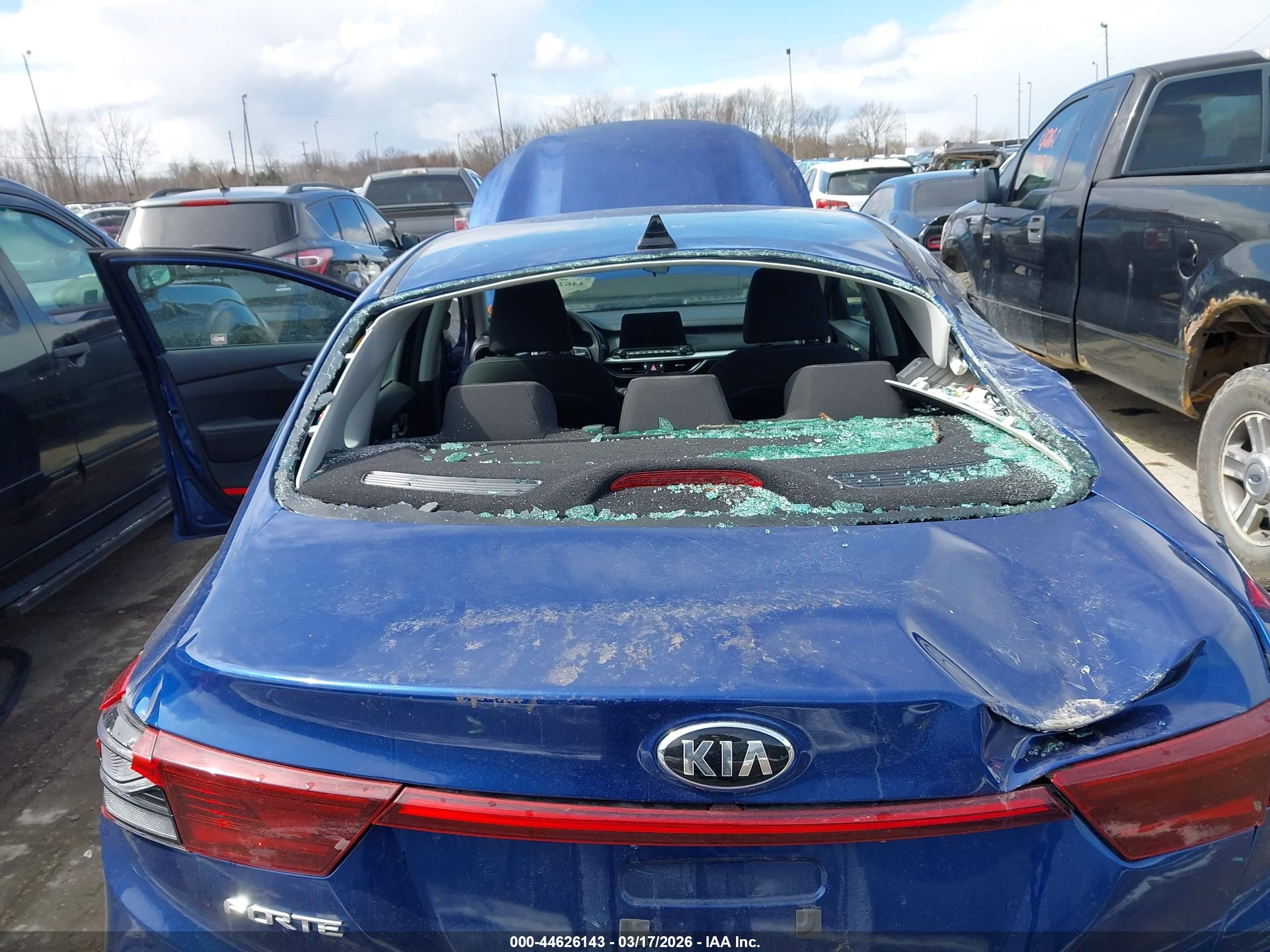 KIA FORTE image 6