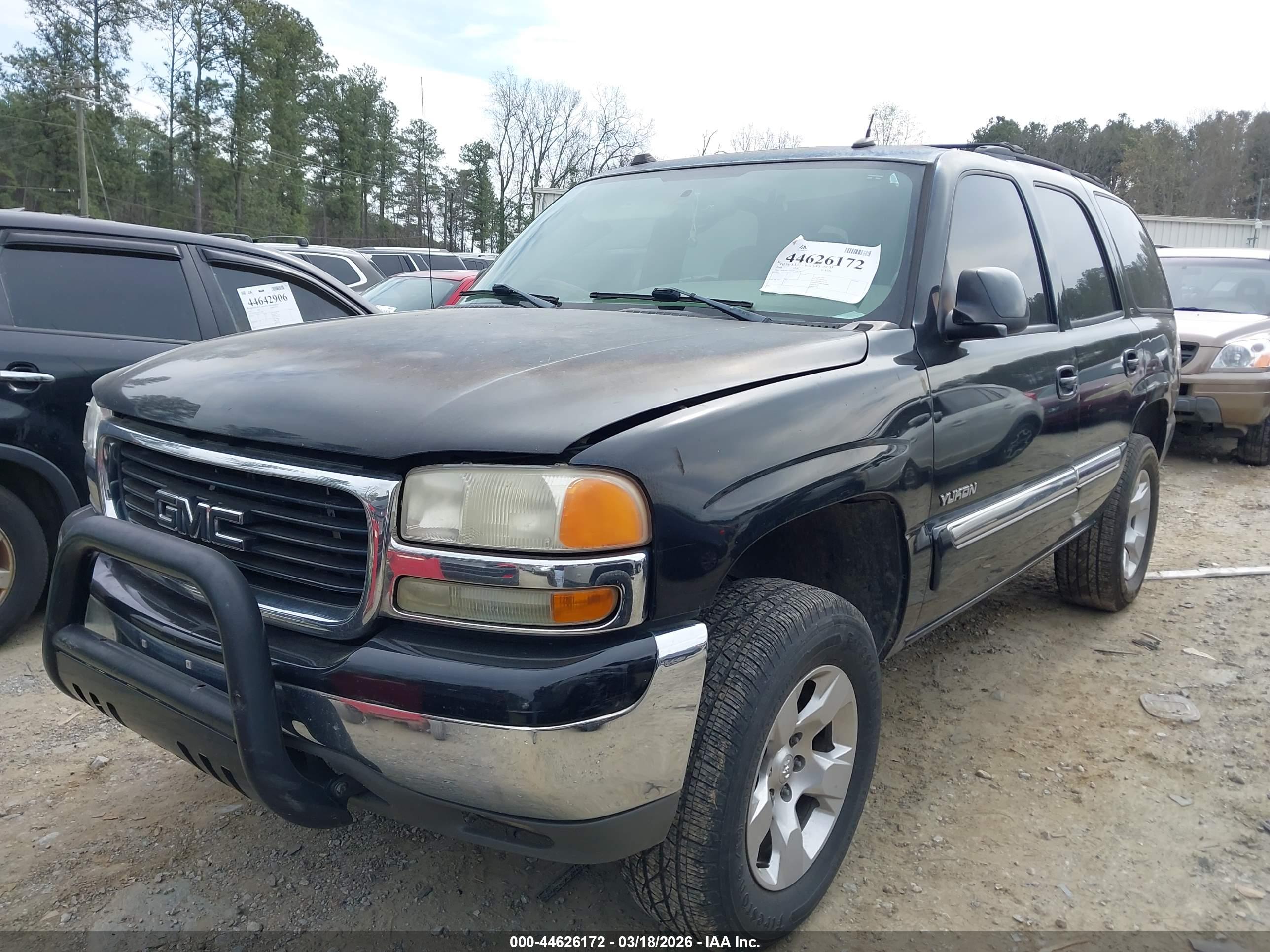 GMC YUKON image 2
