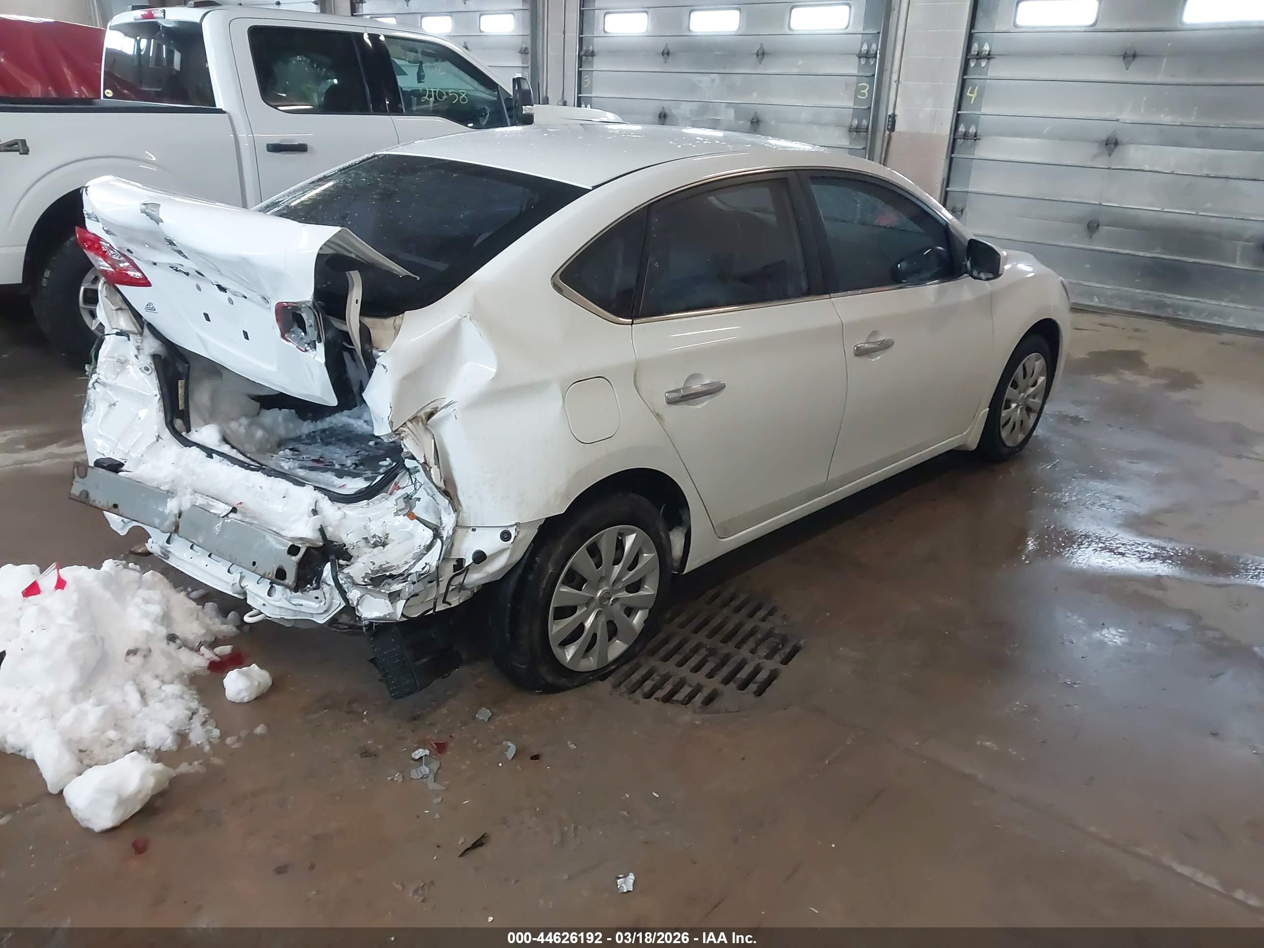 NISSAN SENTRA image 4