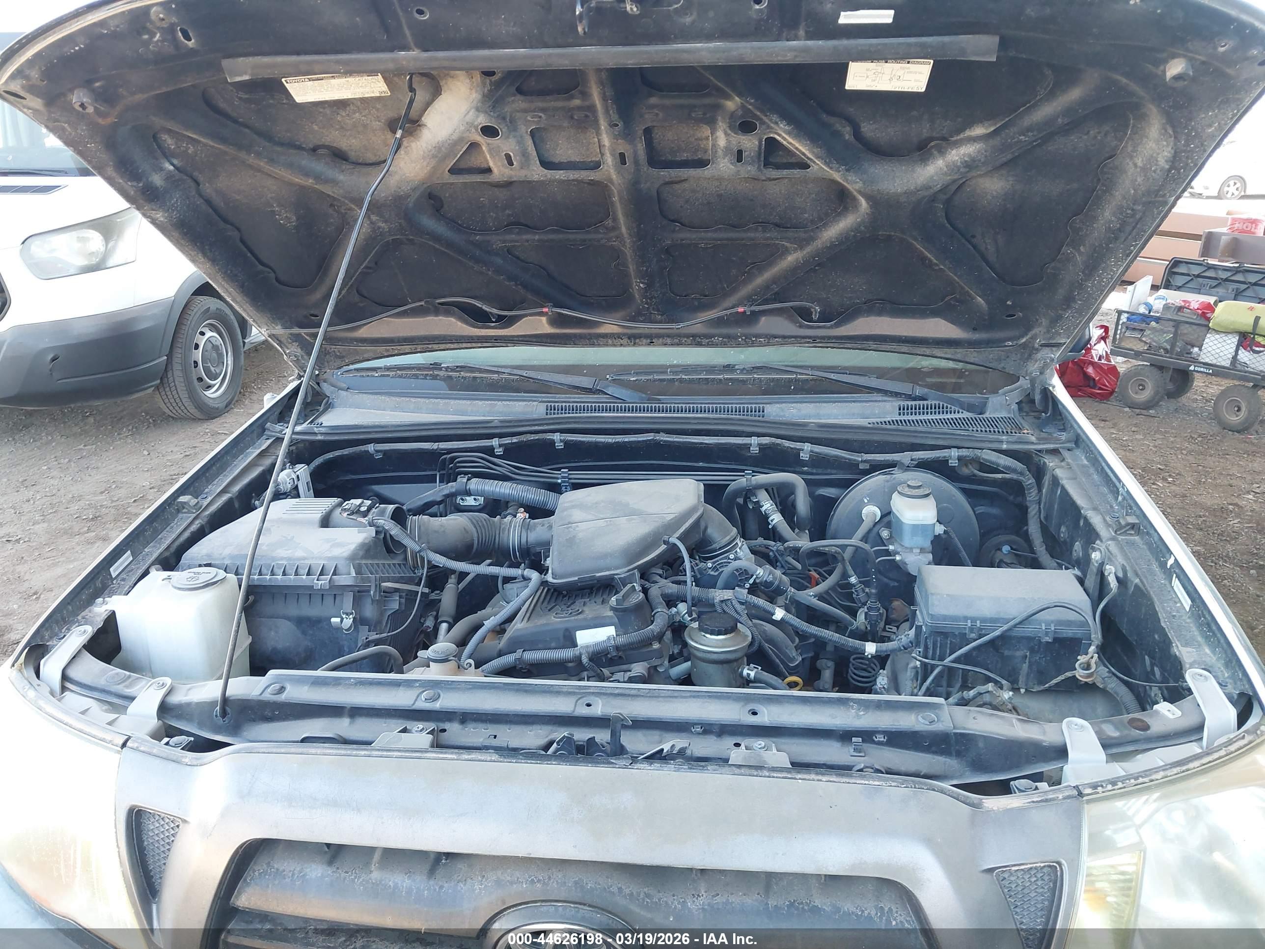 TOYOTA TACOMA image 10
