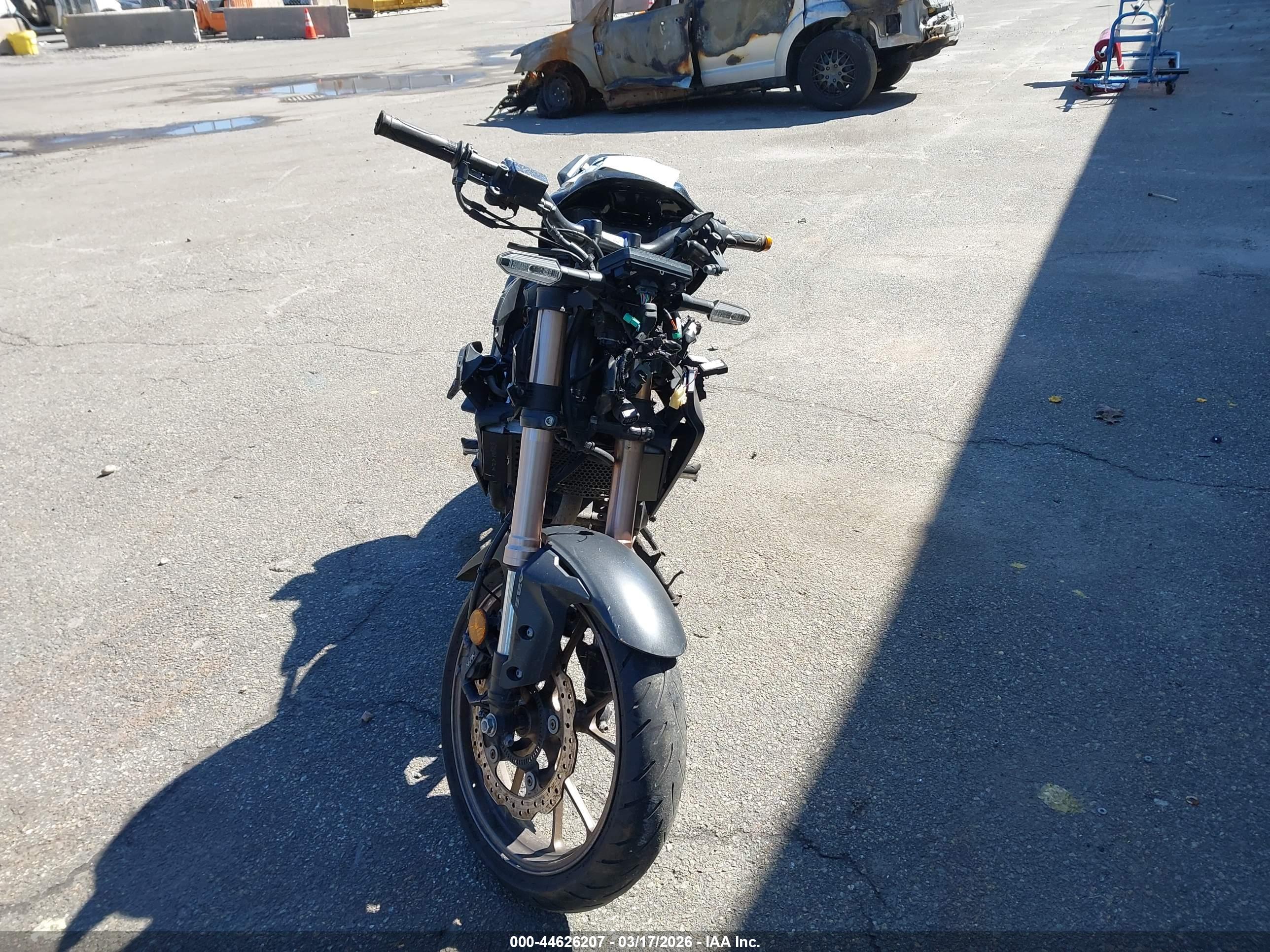 HONDA CBF300 image 5