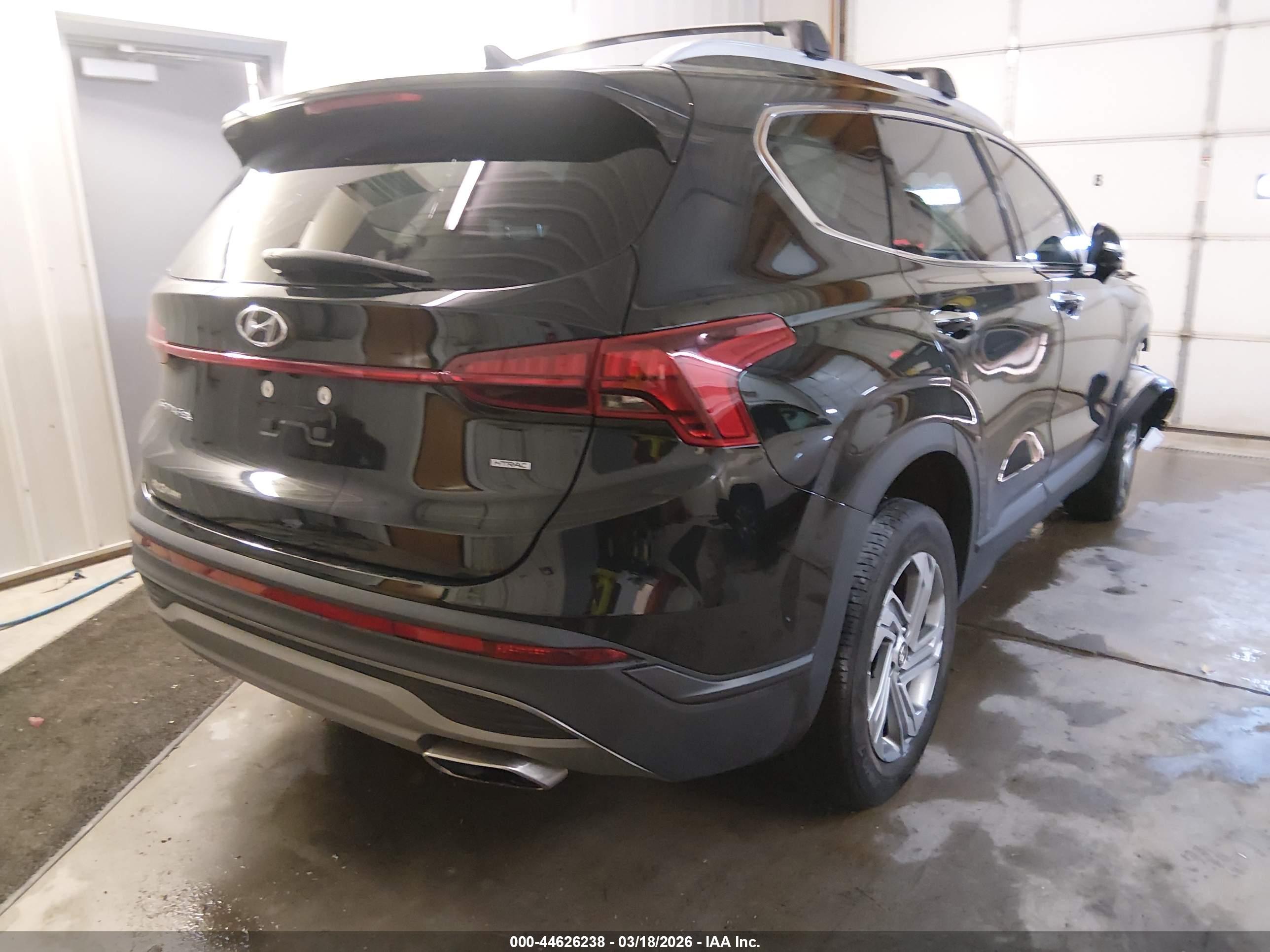 HYUNDAI SANTA image 4
