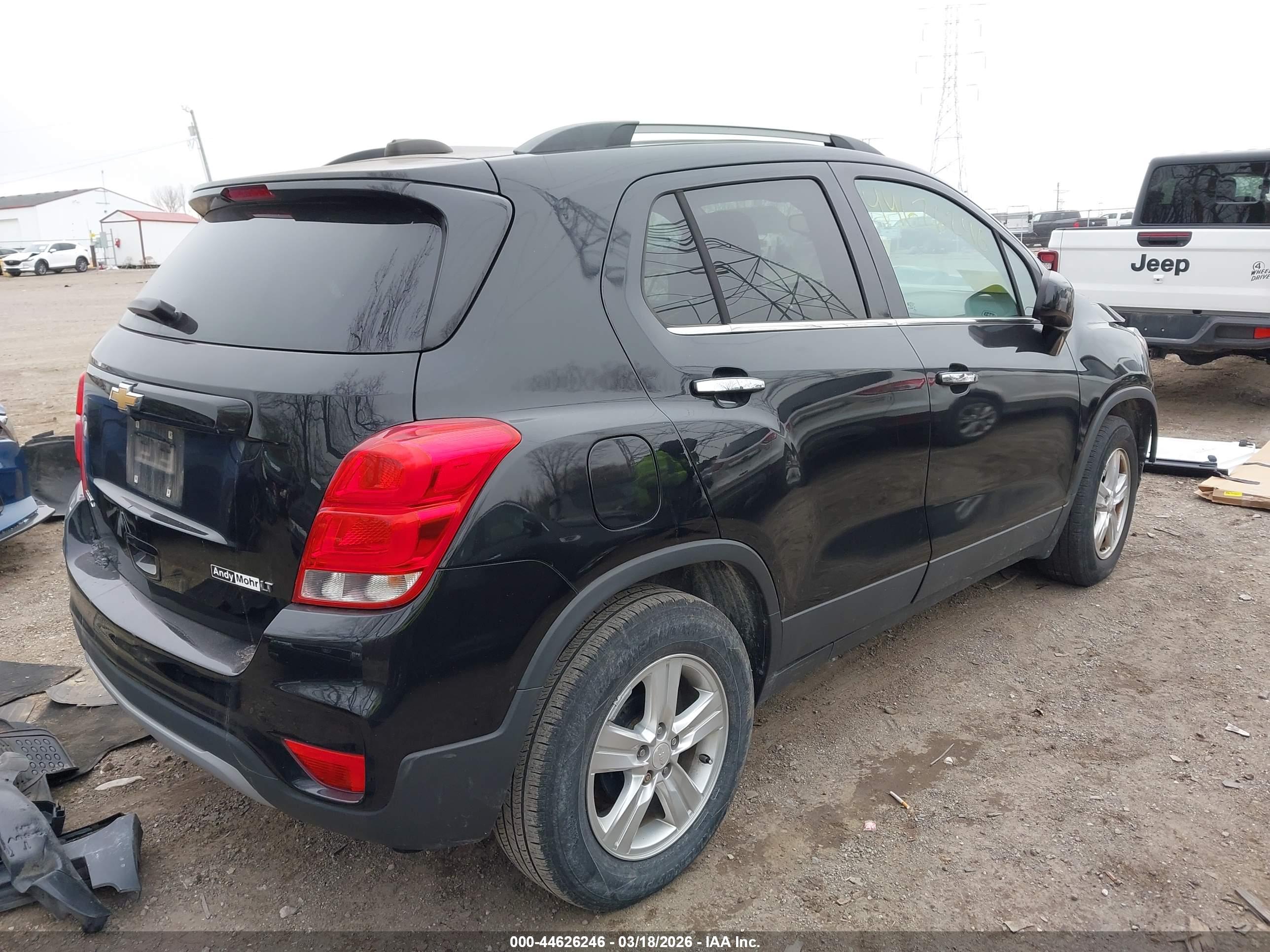 CHEVROLET TRAX image 4