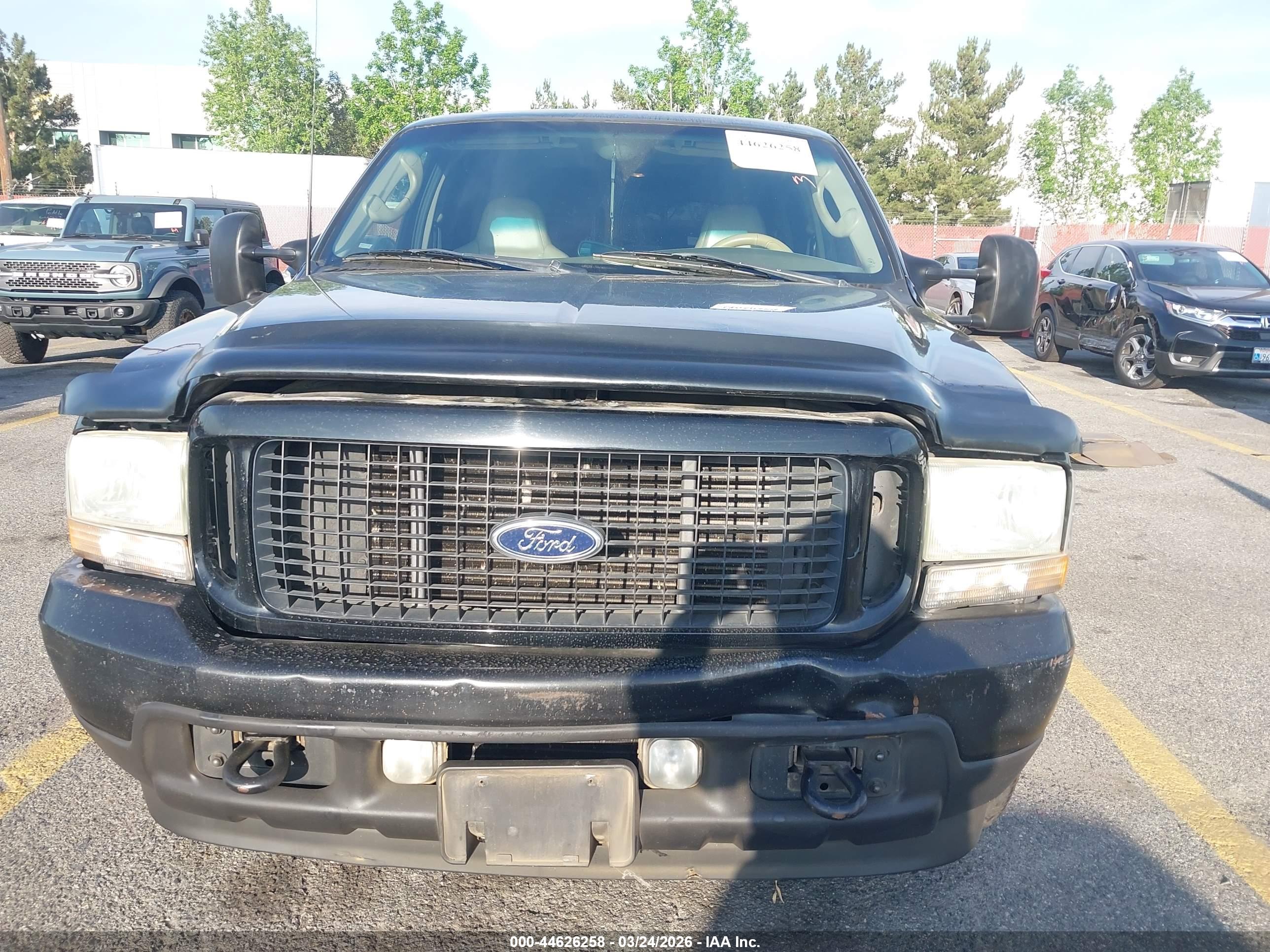 FORD EXCURSION image 6