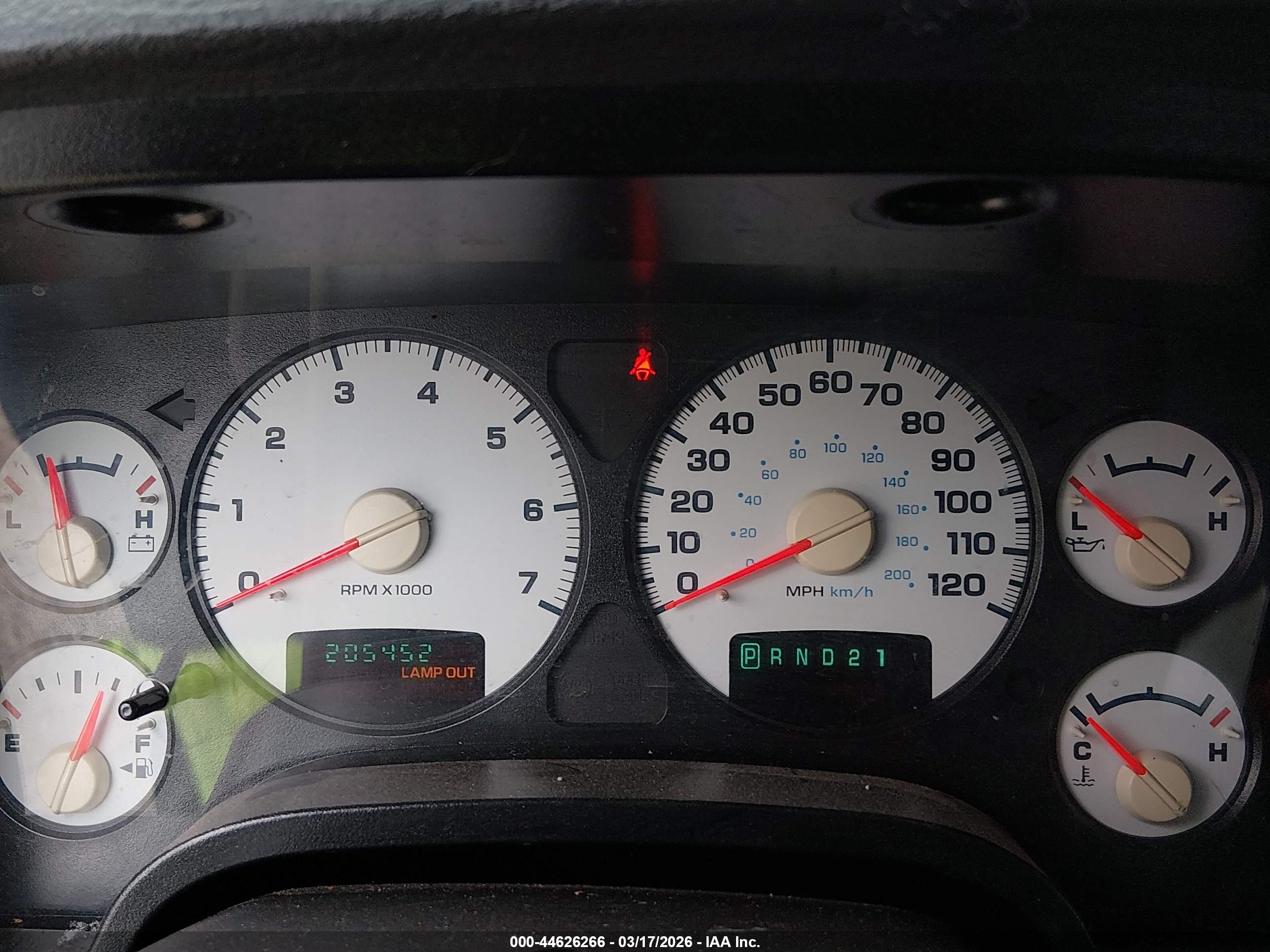 DODGE RAM image 7