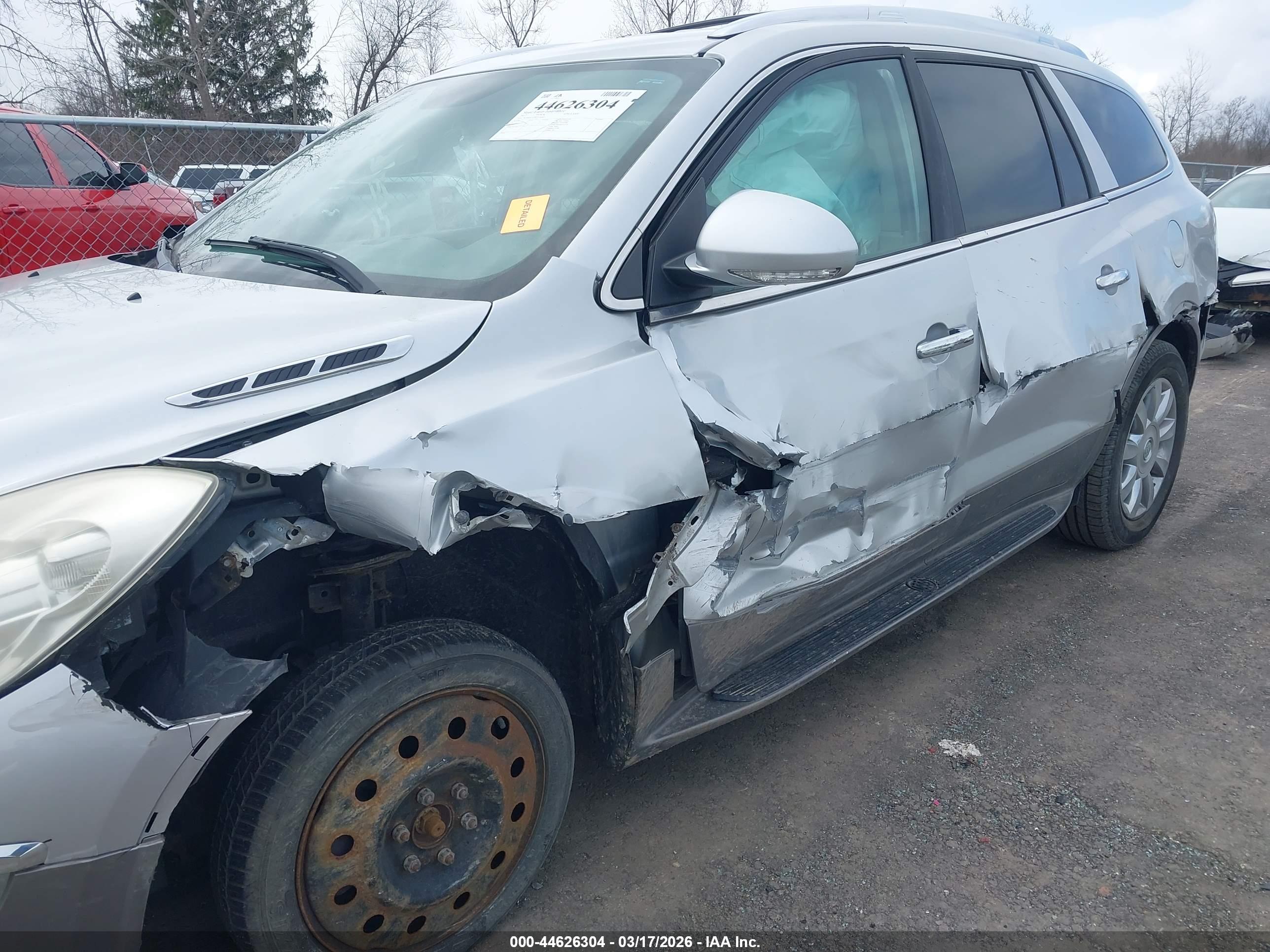 BUICK ENCLAVE image 6