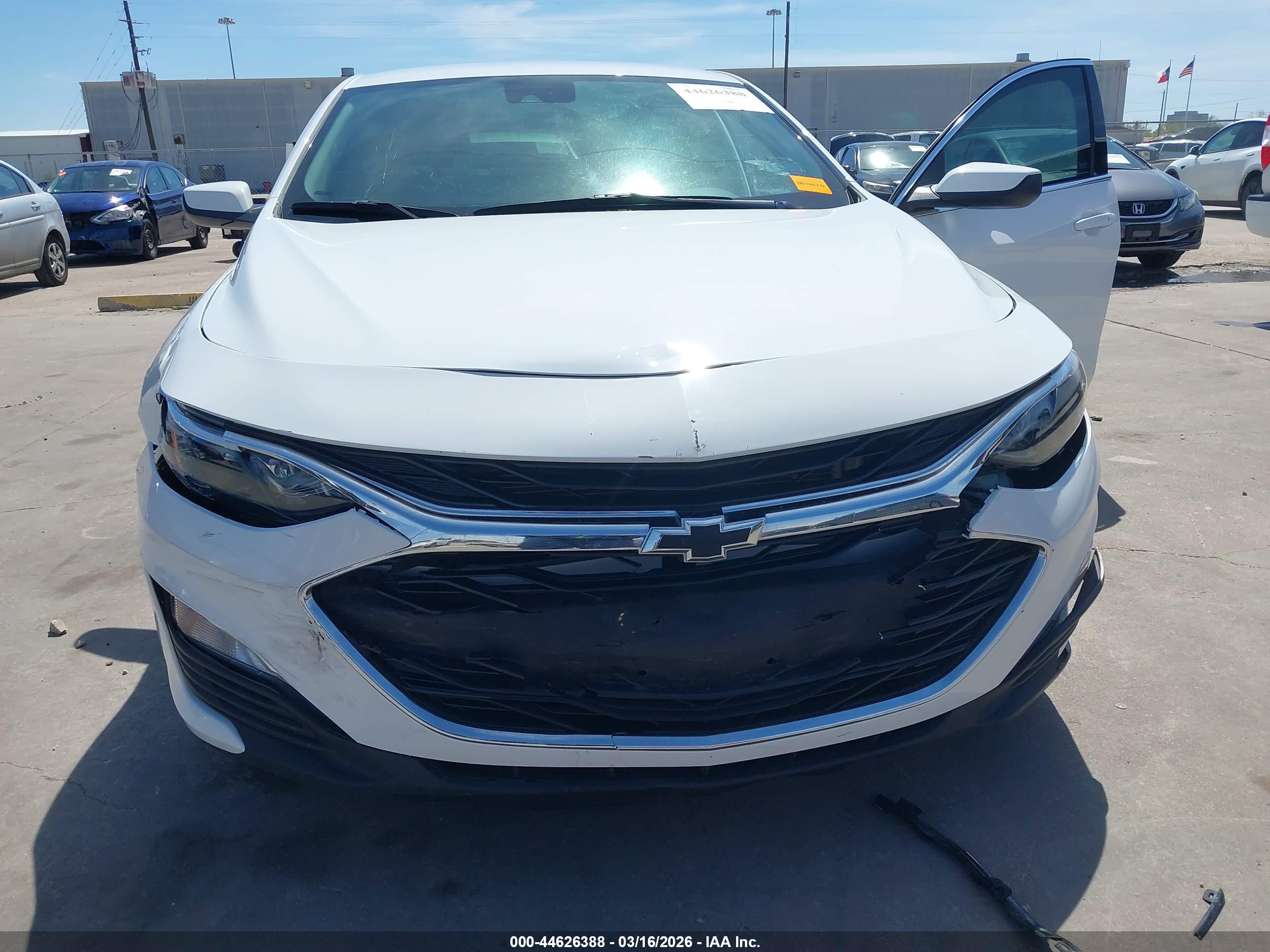 CHEVROLET MALIBU image 6