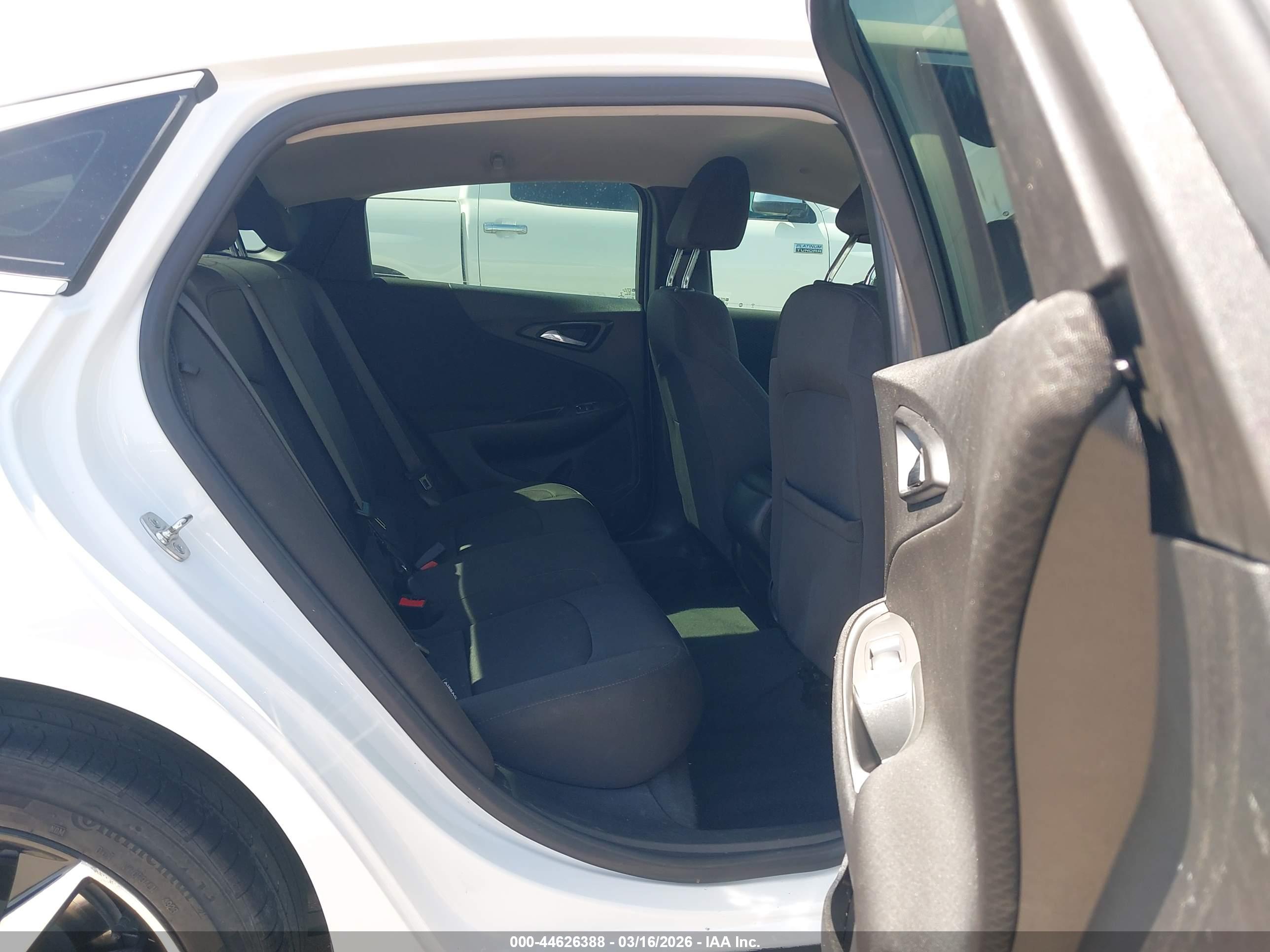 CHEVROLET MALIBU image 8