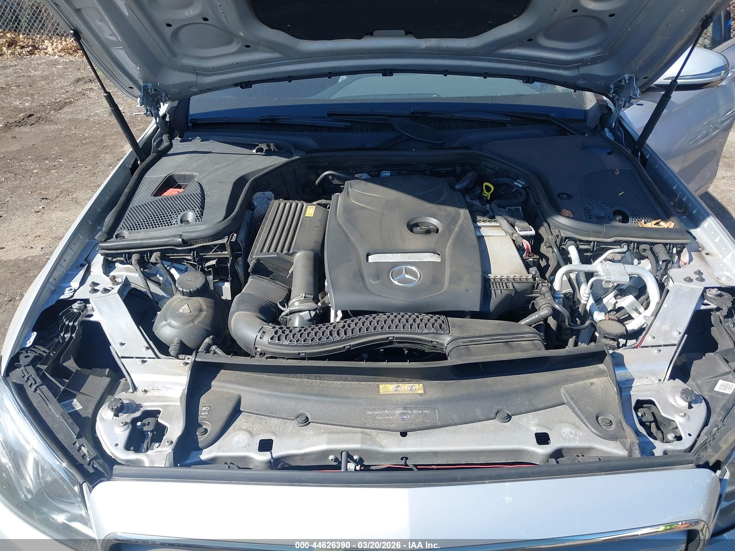 MERCEDES-BENZ E image 10
