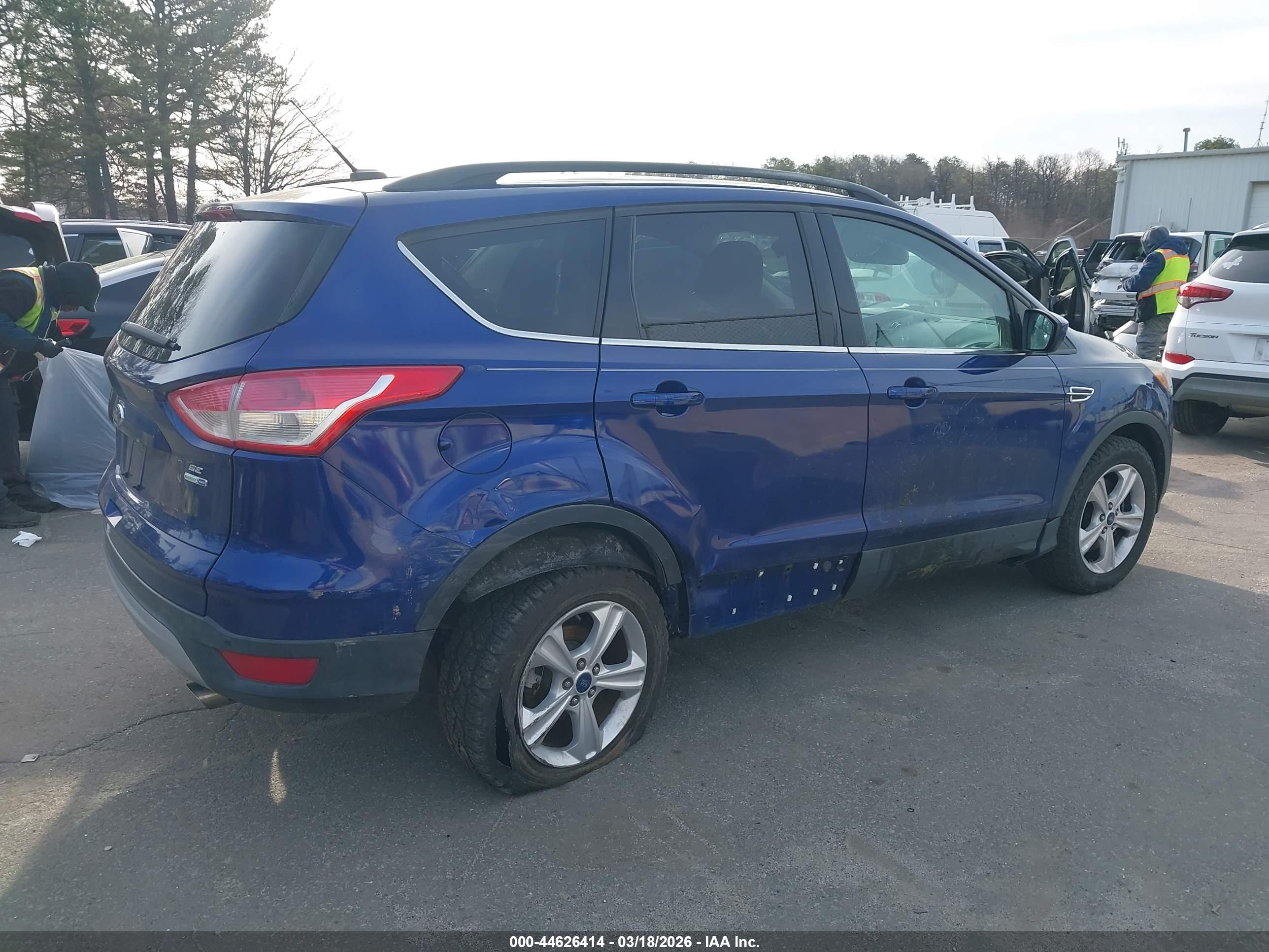 FORD ESCAPE image 6