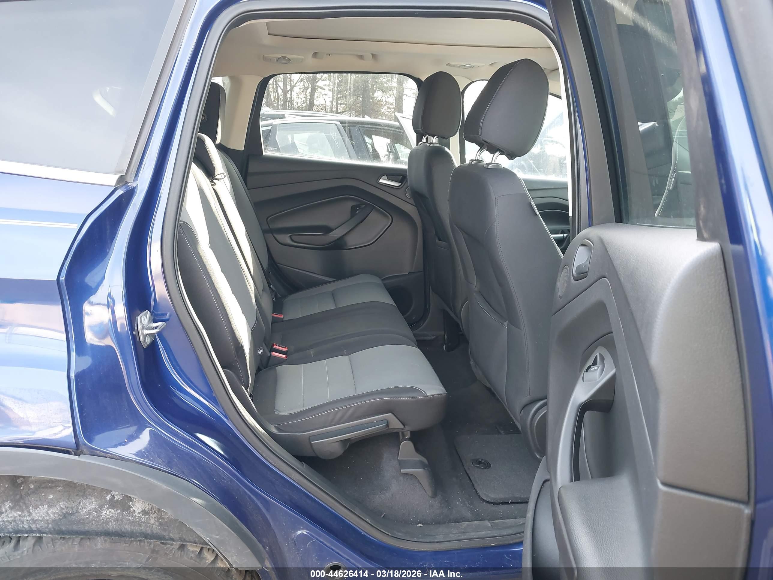 FORD ESCAPE image 8